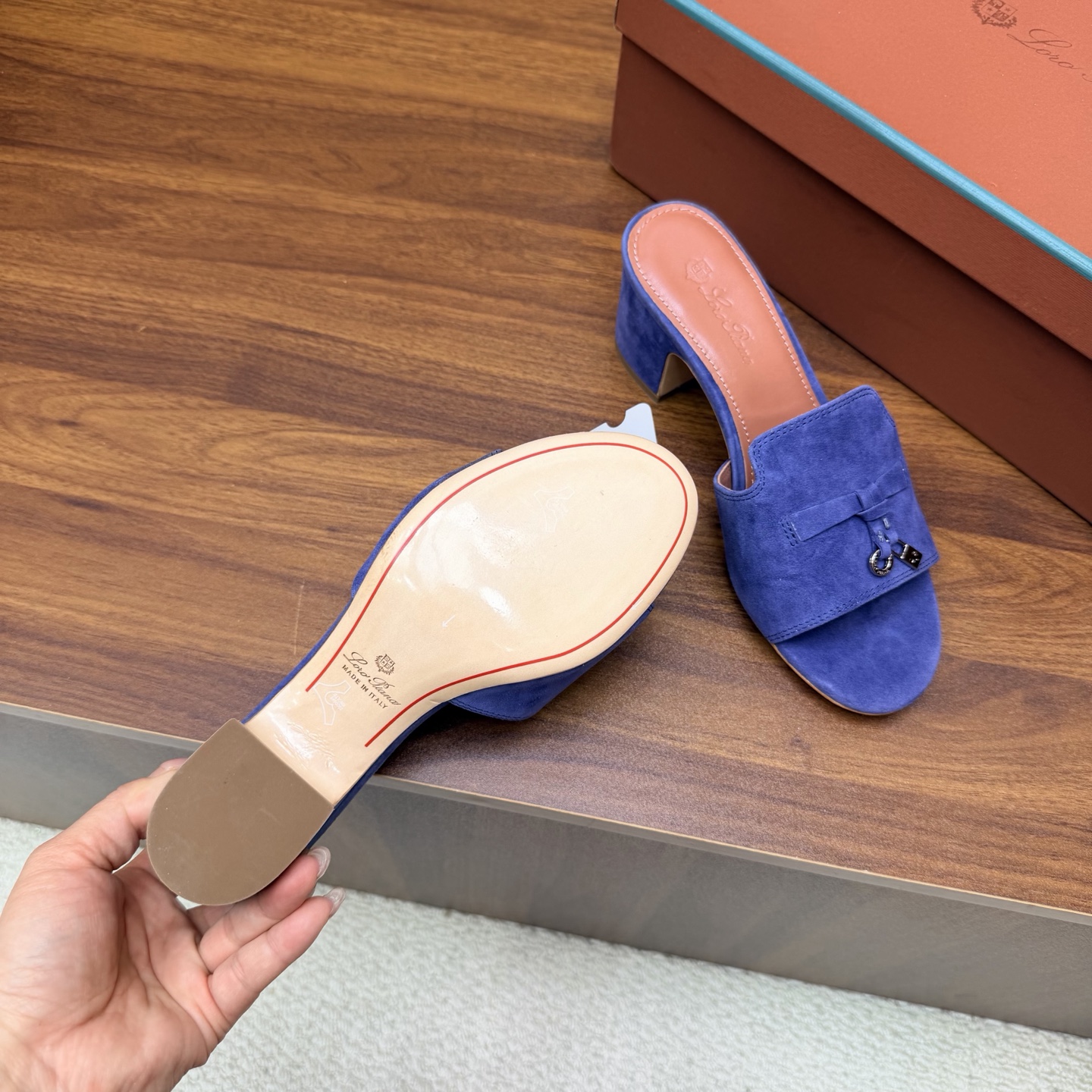 Loro Piana Slides