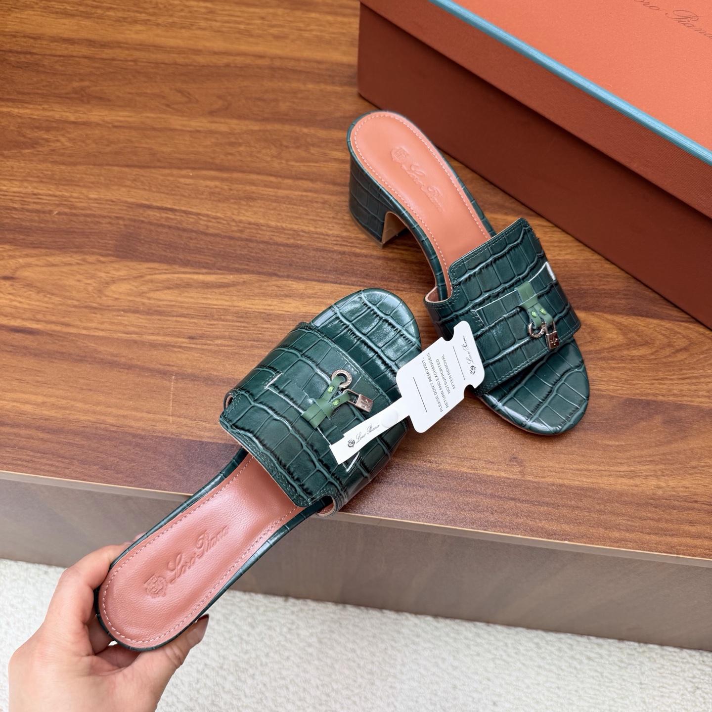 Loro Piana Slides