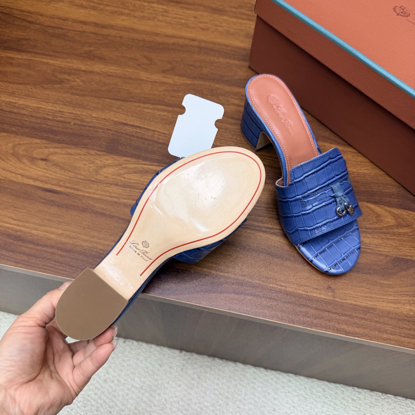 Loro Piana Slides