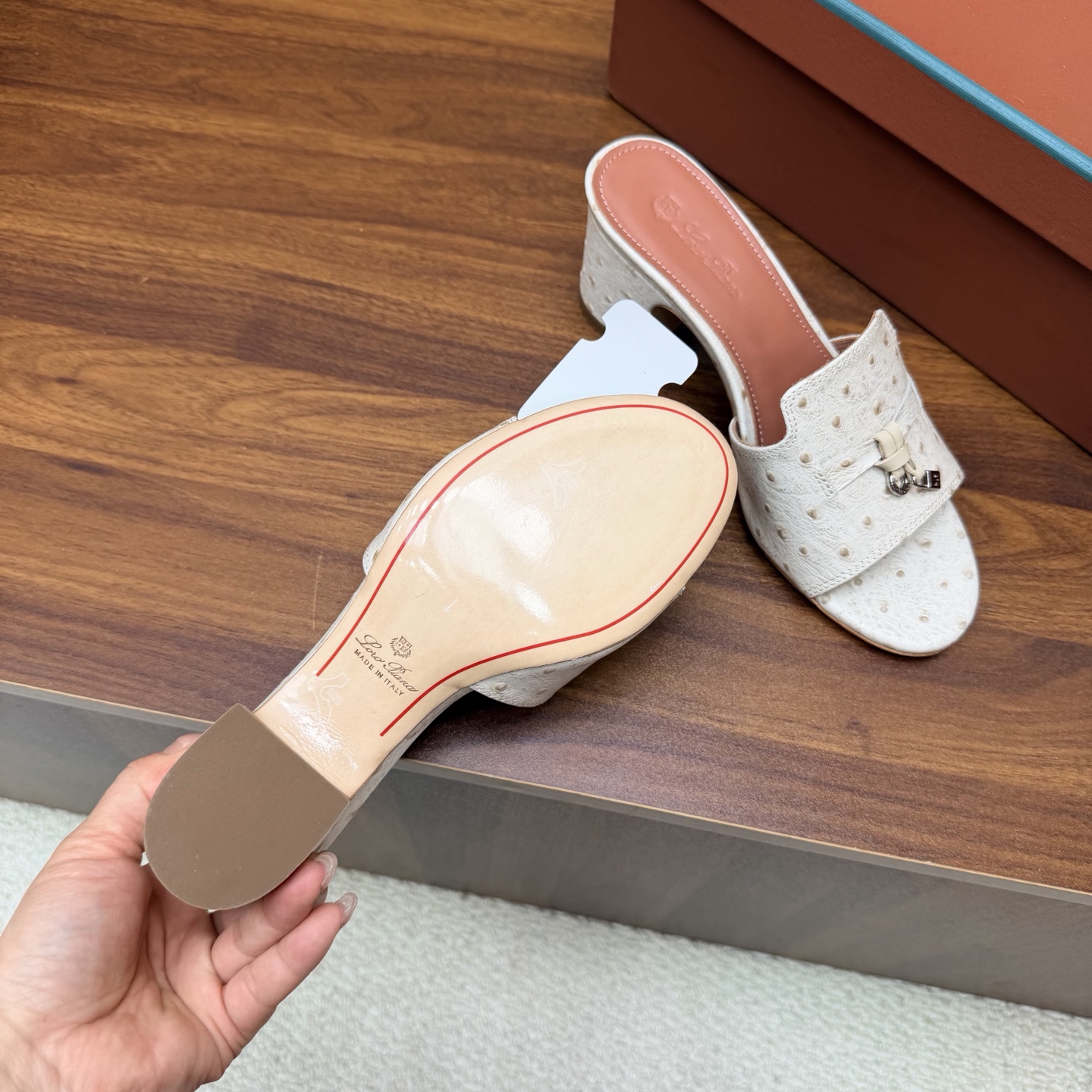 Loro Piana Slides