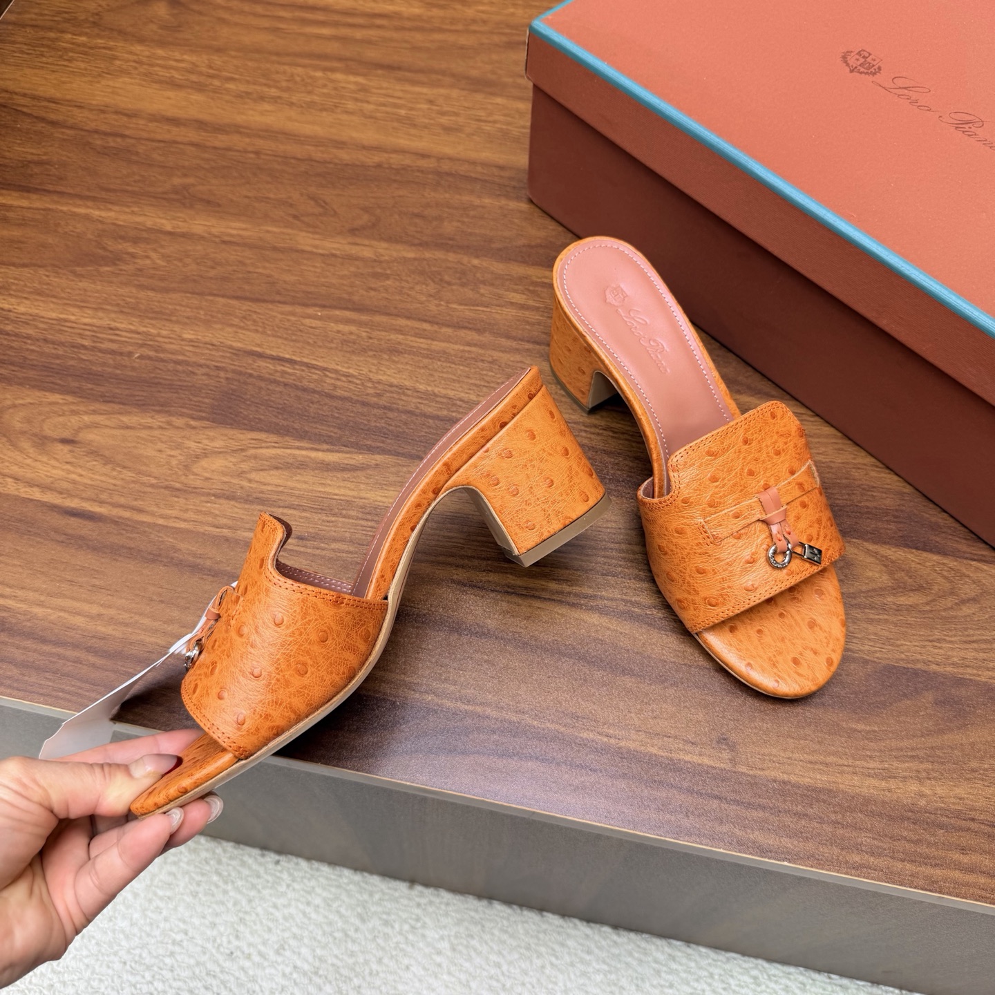 Loro Piana Slides