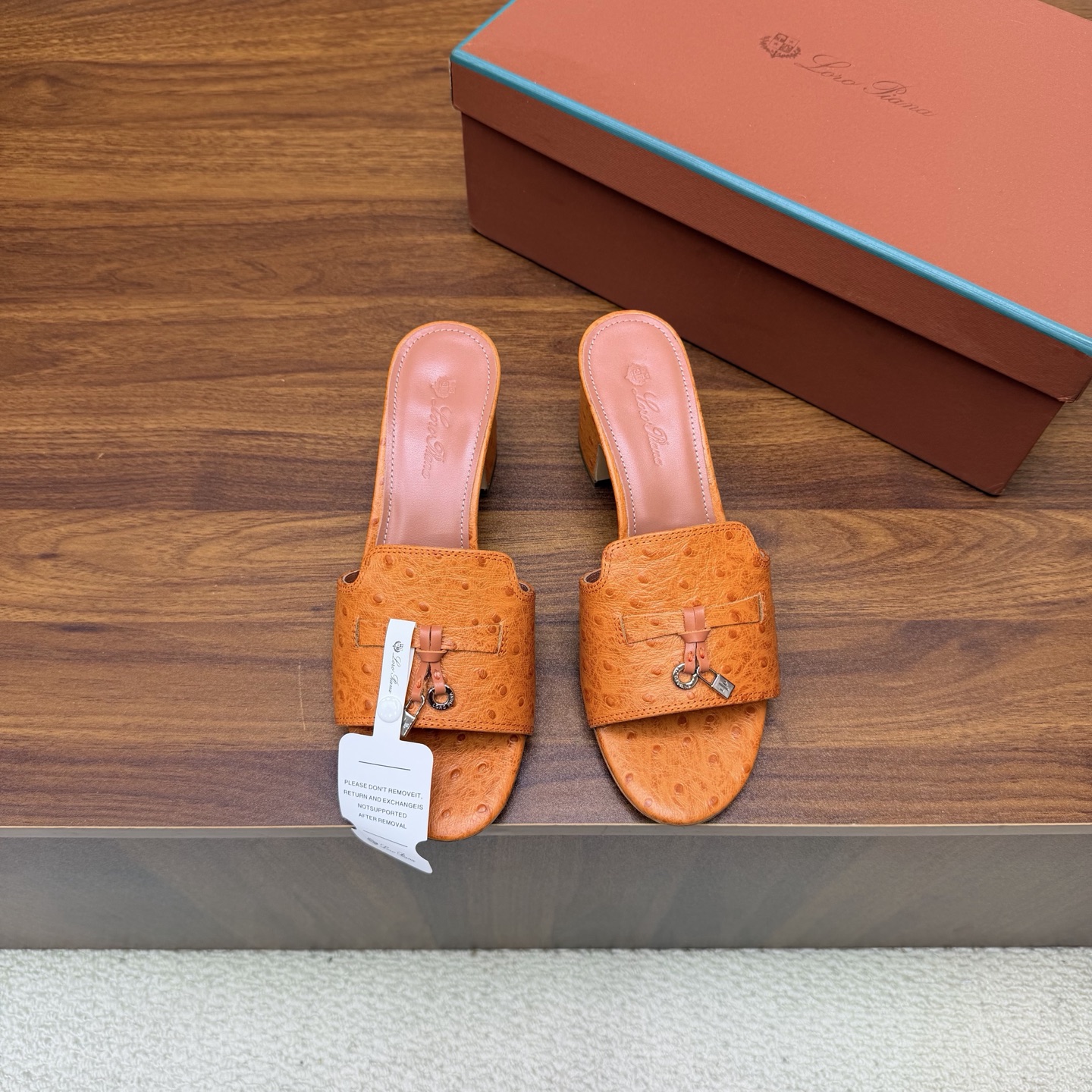 Loro Piana Slides