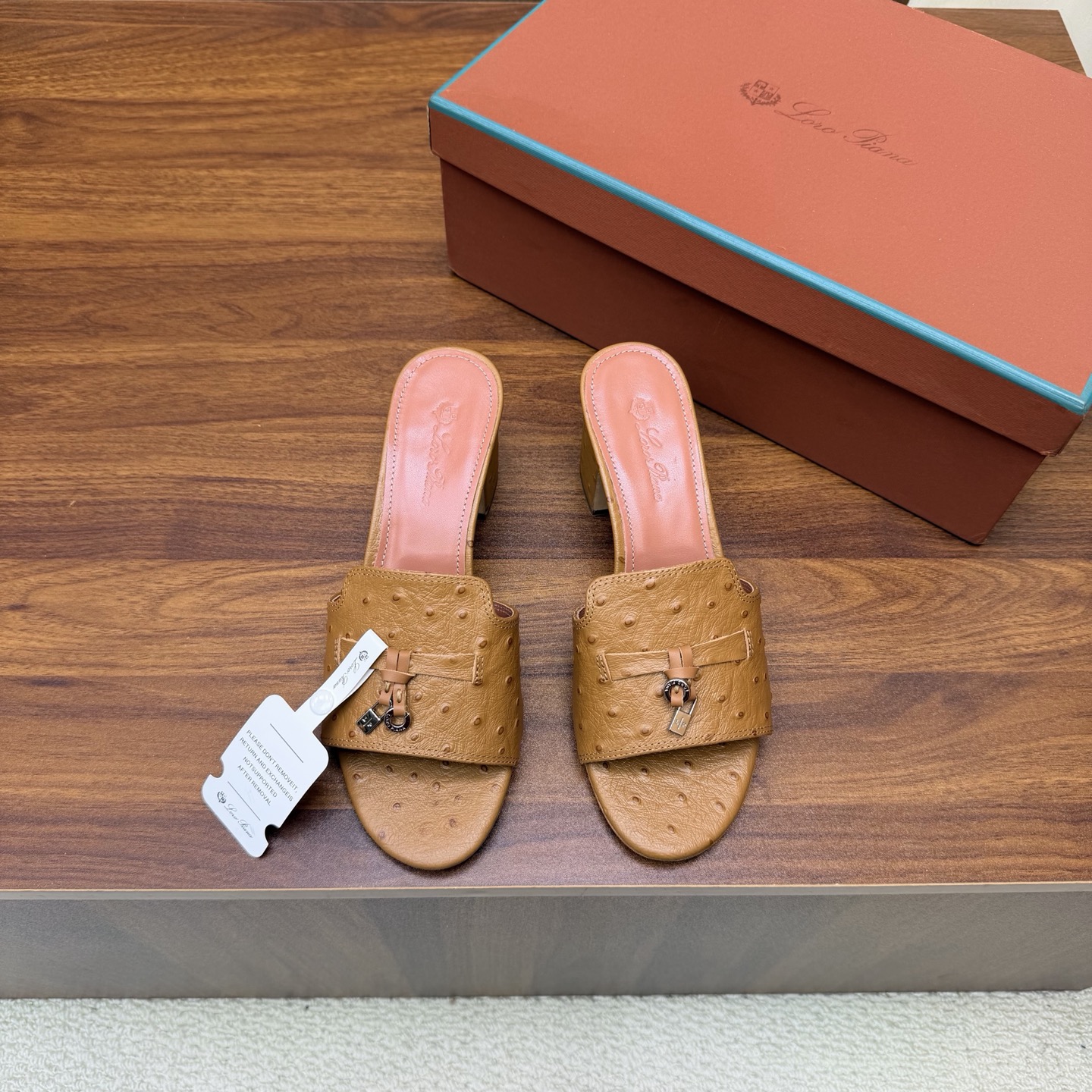 Loro Piana Slides