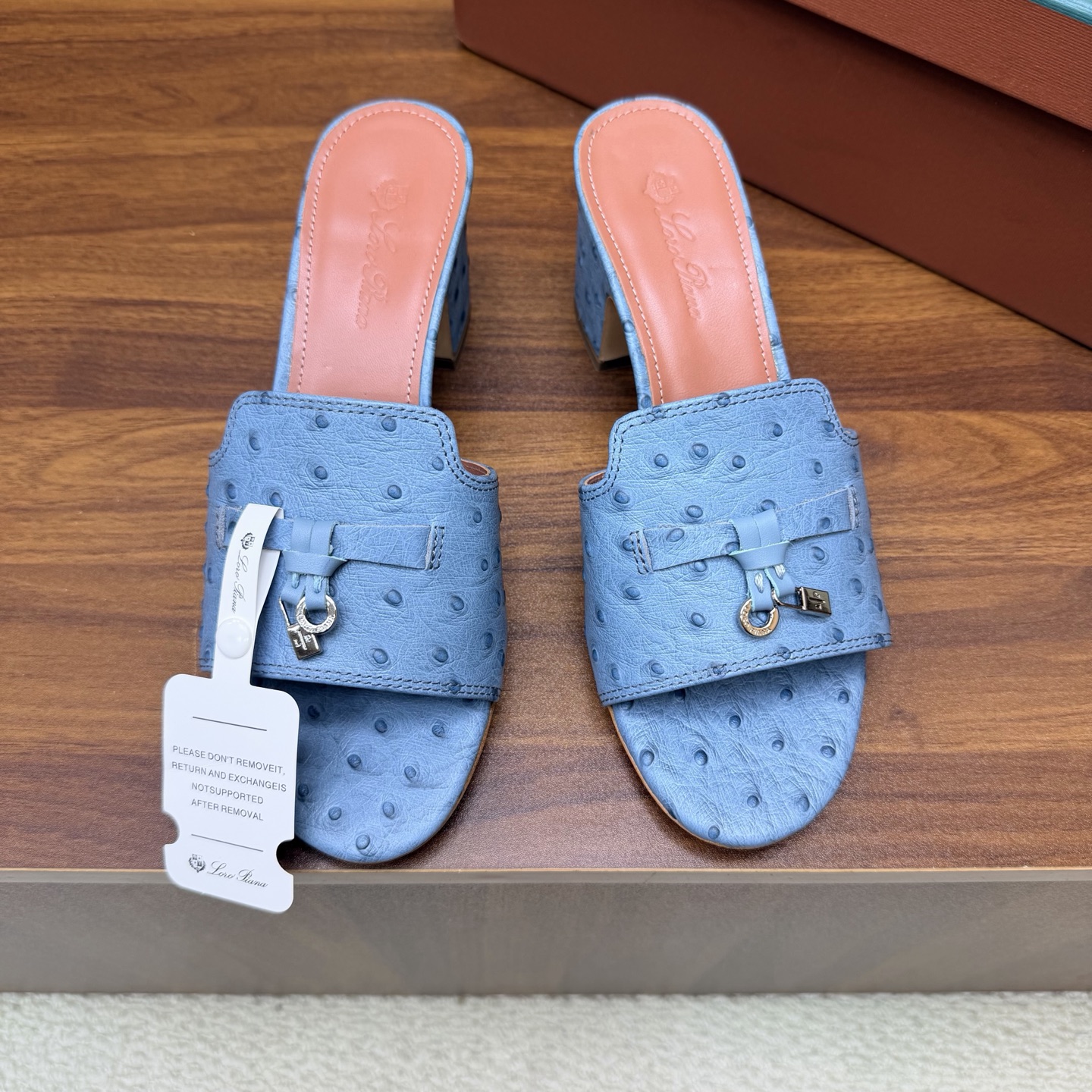 Loro Piana Slides