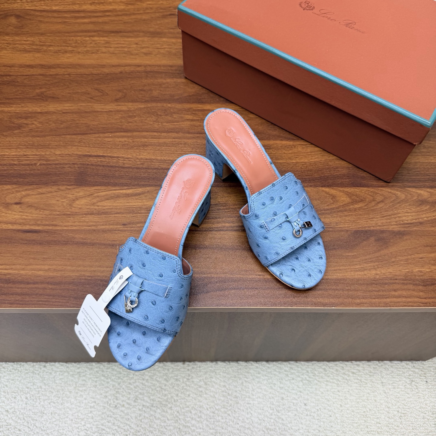 Loro Piana Slides