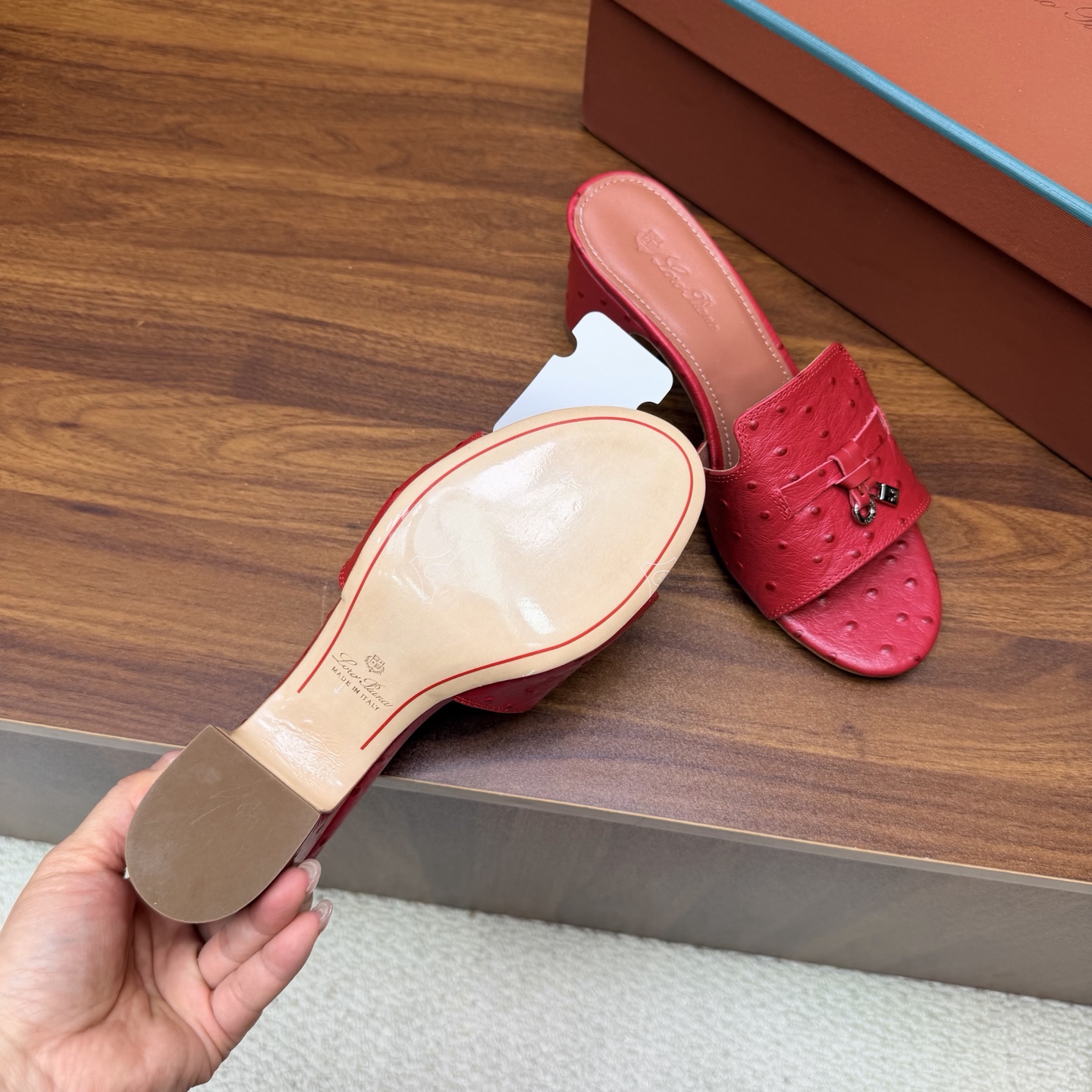 Loro Piana Slides