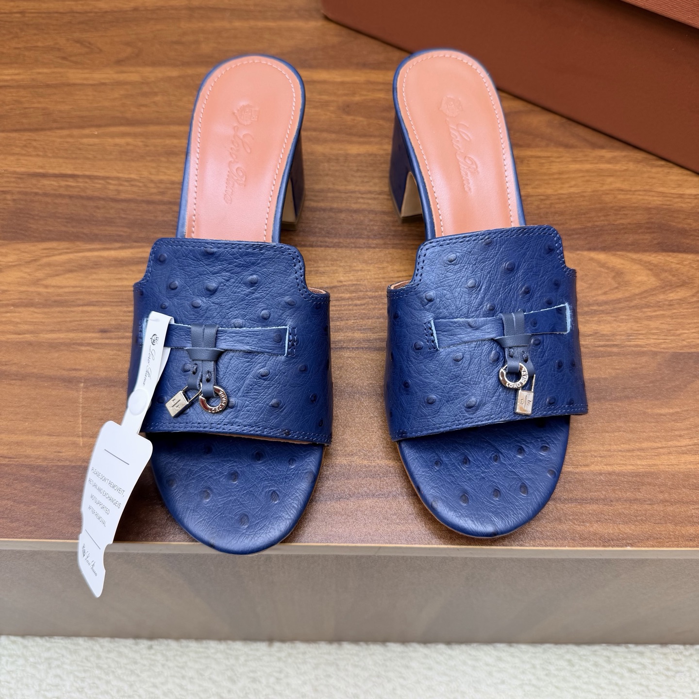 Loro Piana Slides