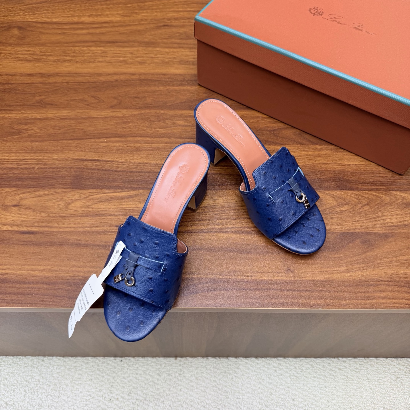 Loro Piana Slides