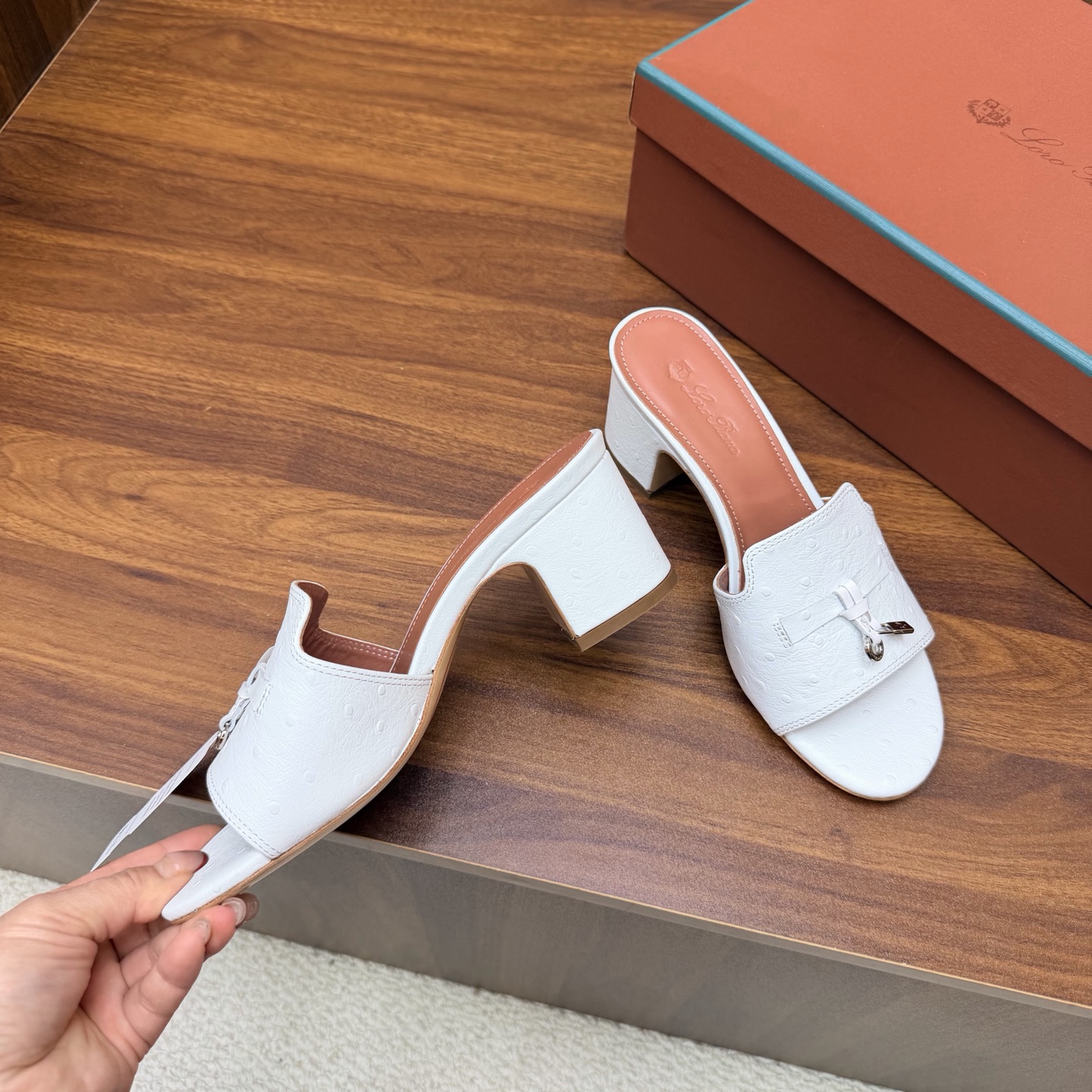 Loro Piana Slides