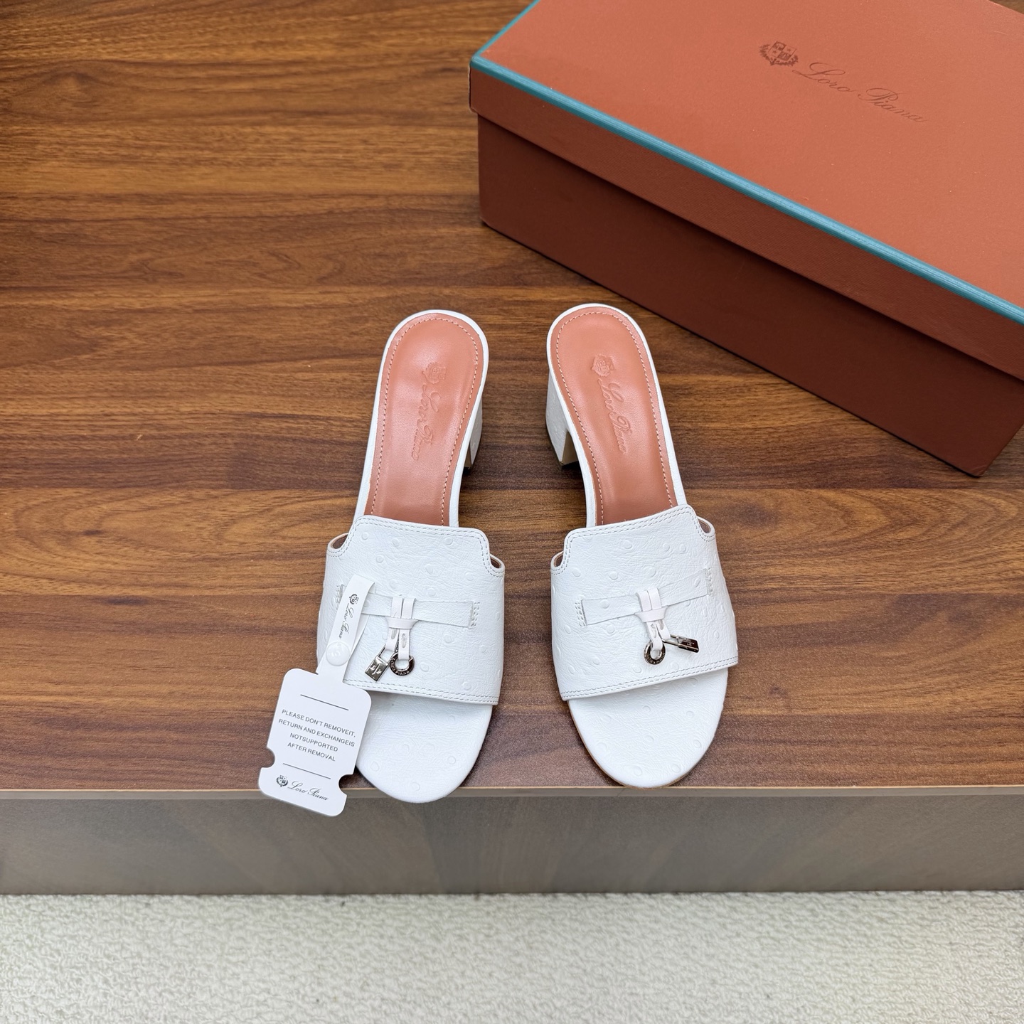 Loro Piana Slides