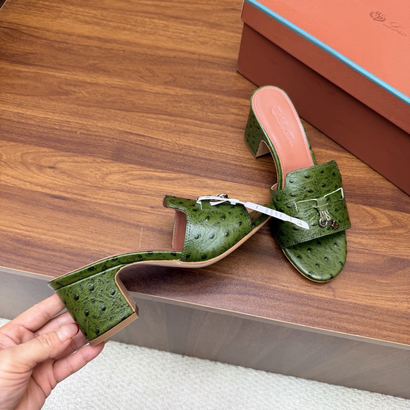 Loro Piana Slides