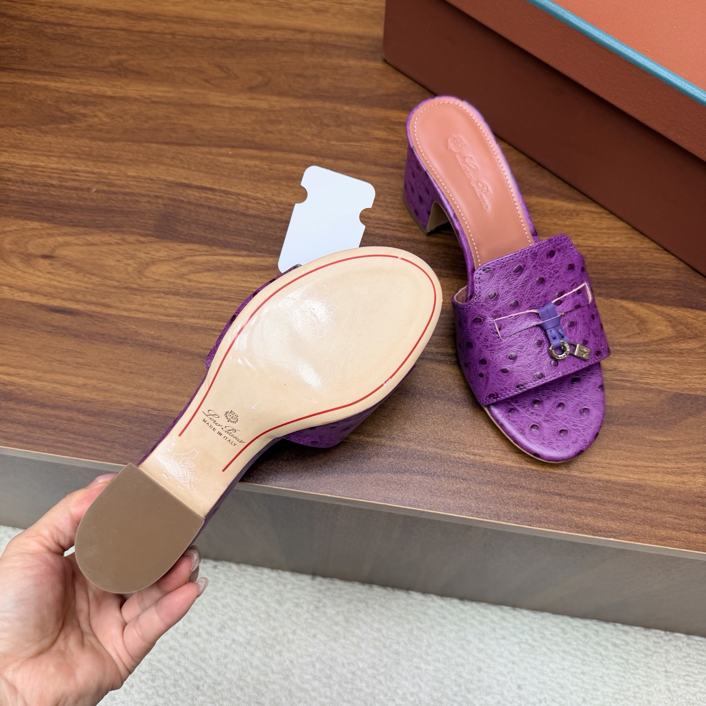 Loro Piana Slides