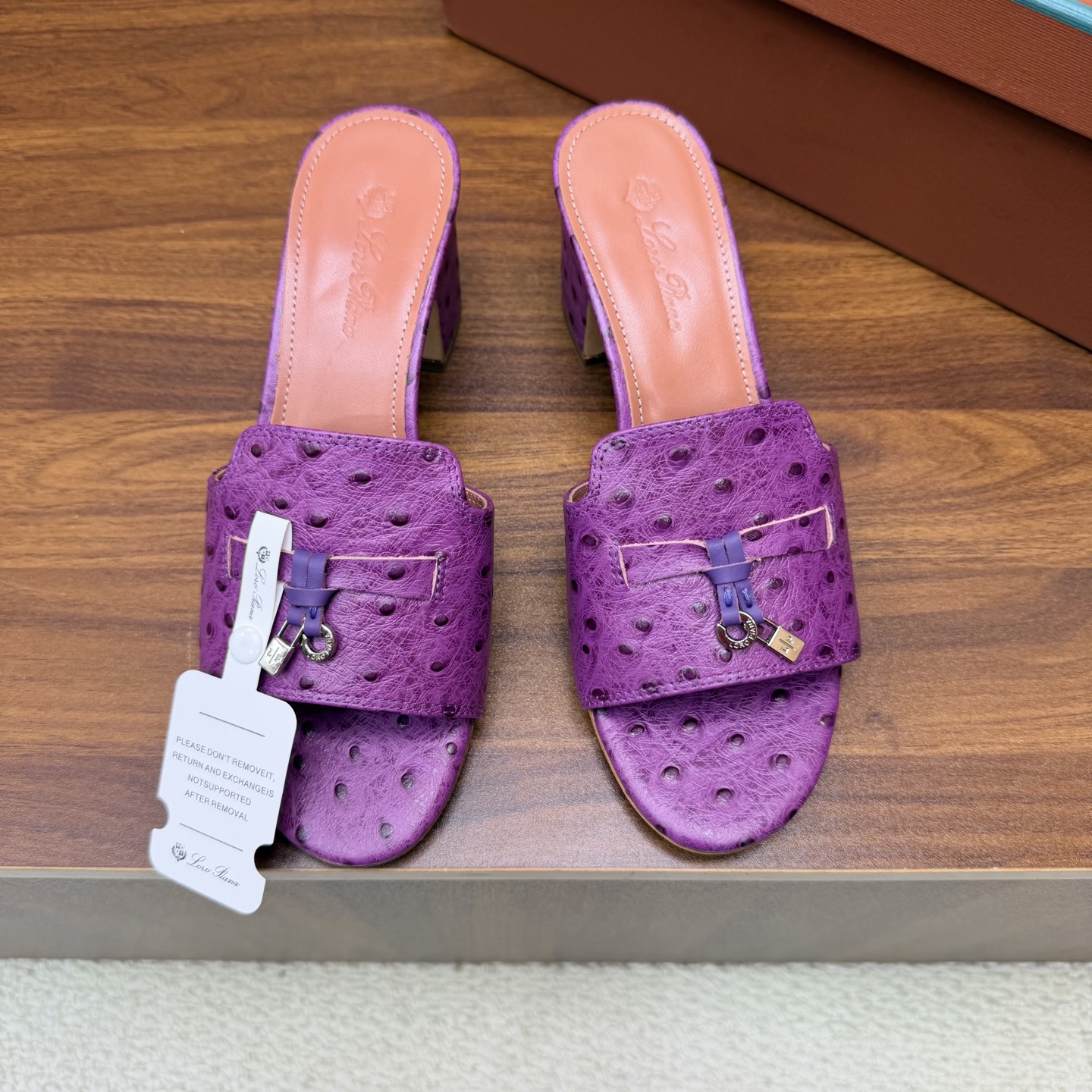 Loro Piana Slides