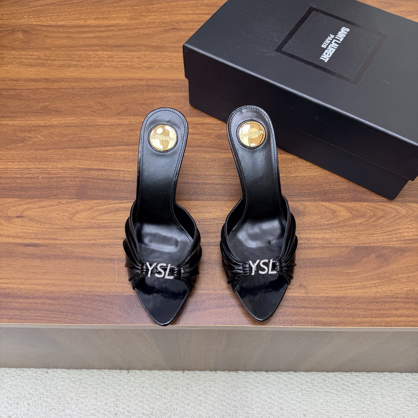 Designer Slides