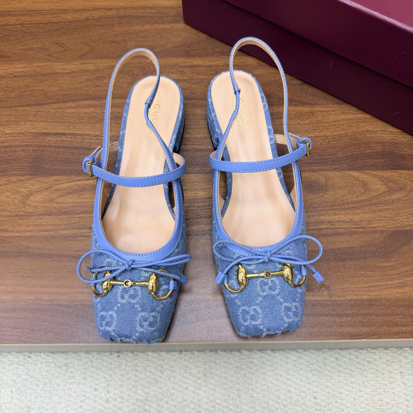 Gucci Women Shoes