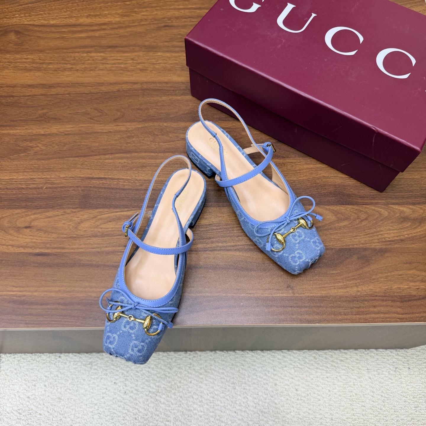 Gucci Women Shoes