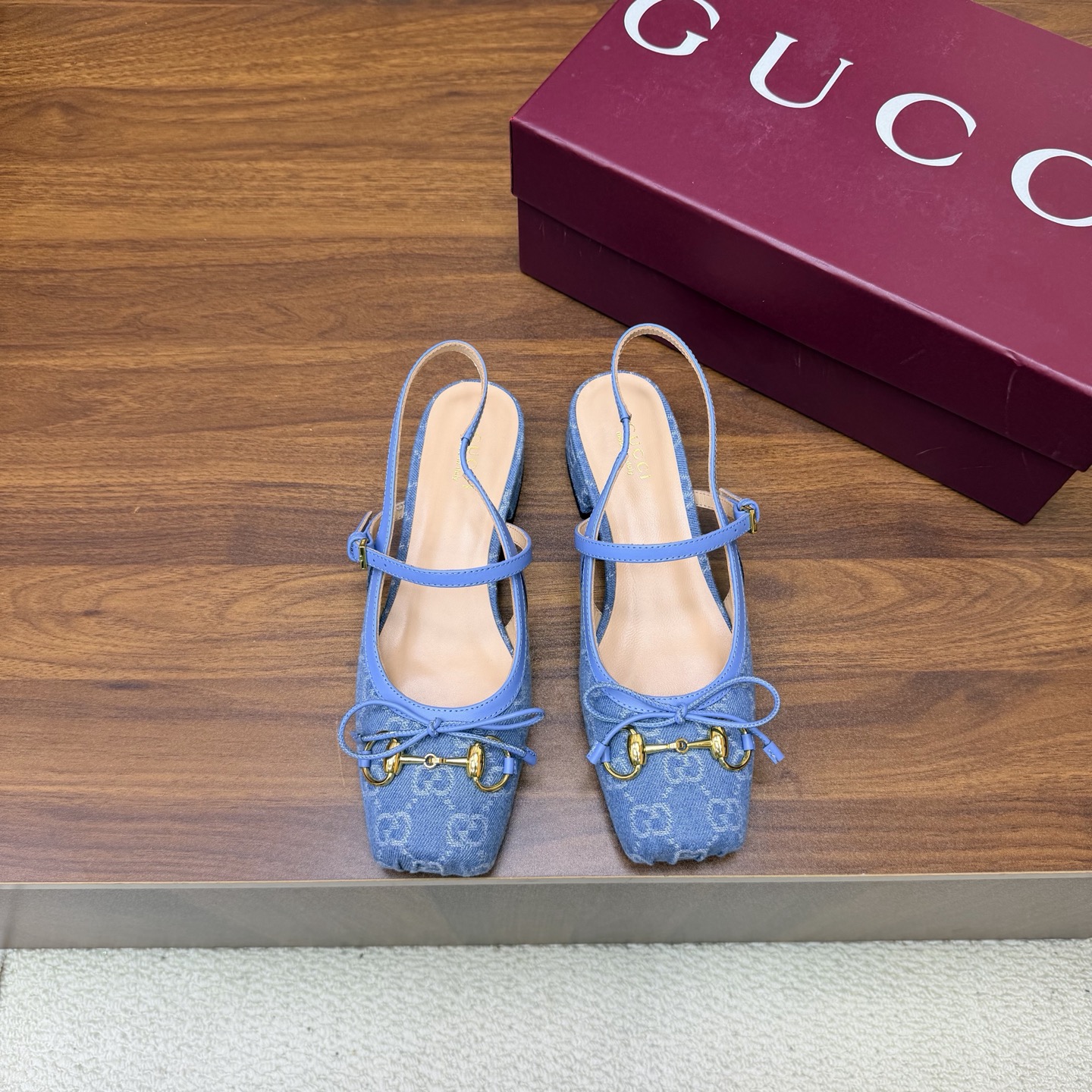 Gucci Women Shoes