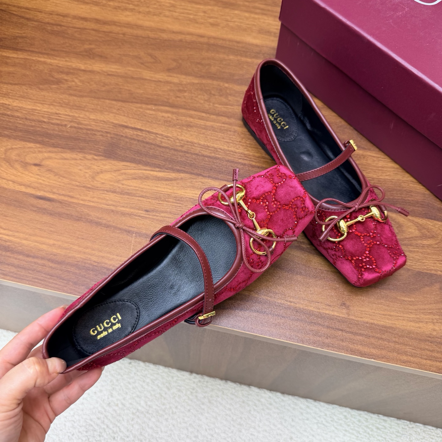 Gucci Women Shoes