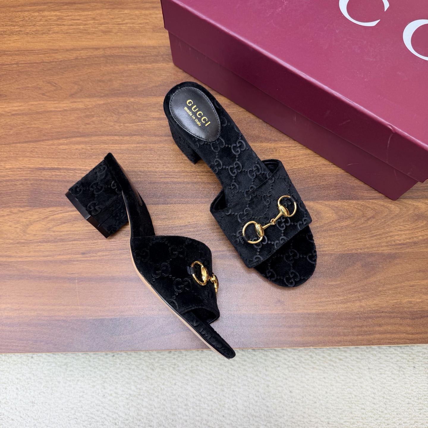 Gucci Slides