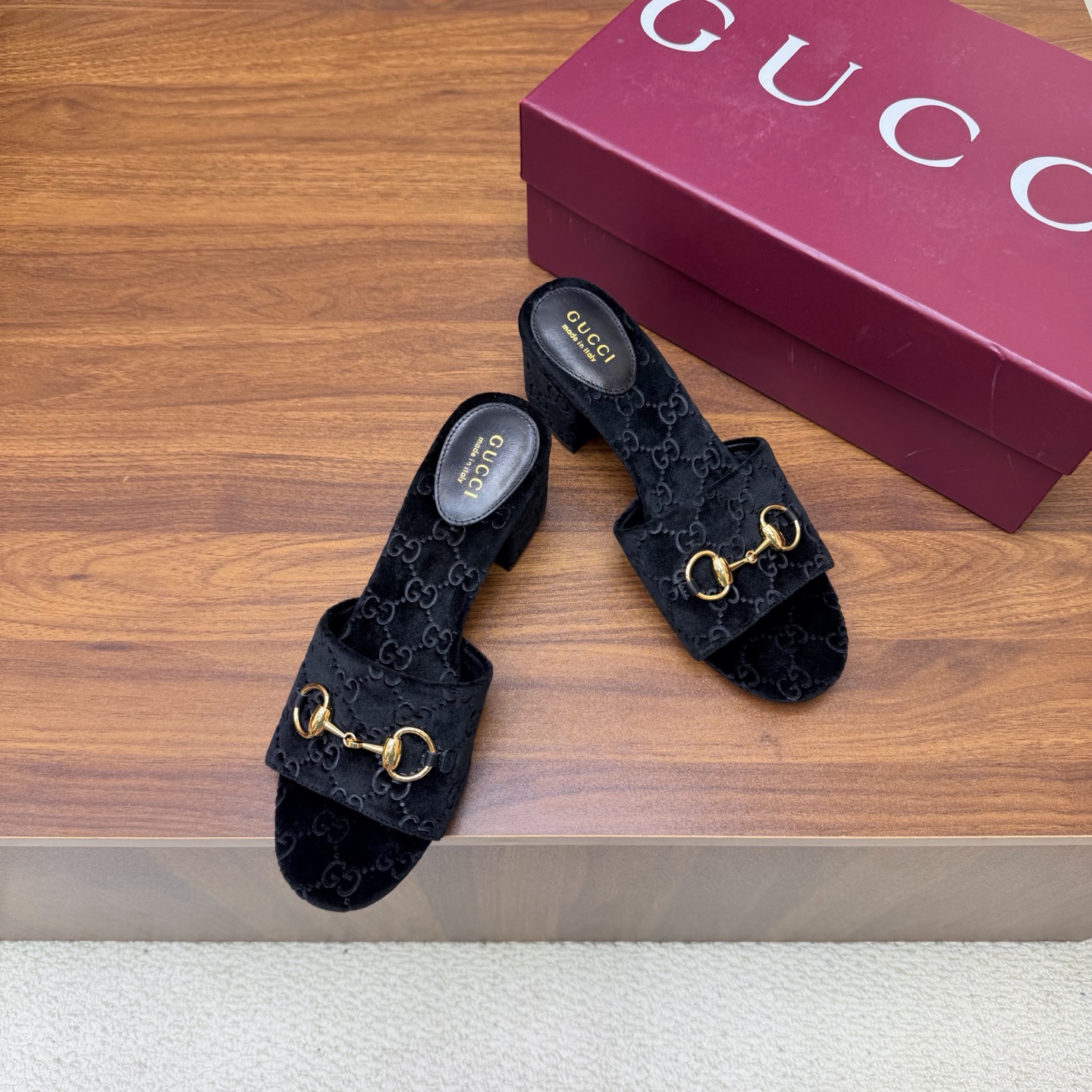 Gucci Slides