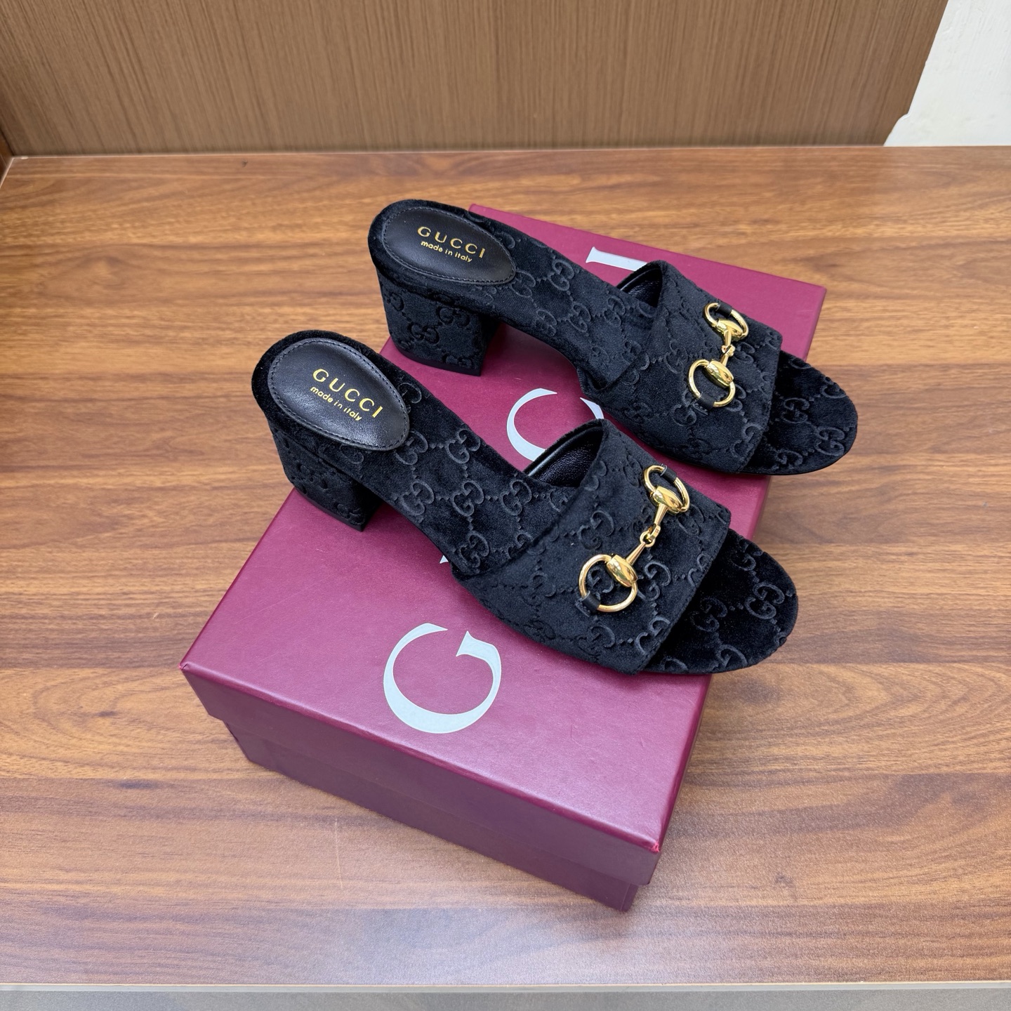 Gucci Slides