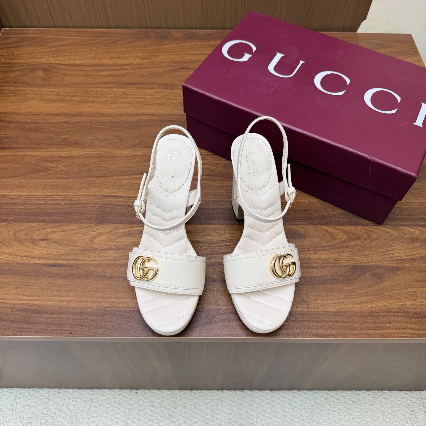 Gucci Sandals
