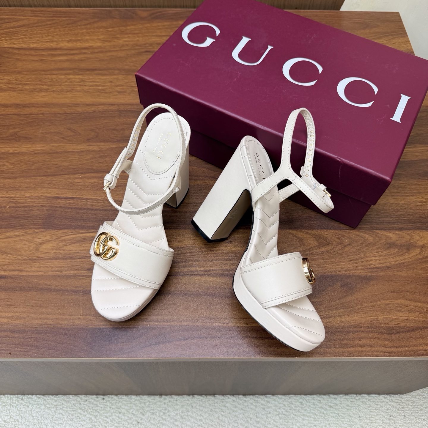 Gucci Sandals