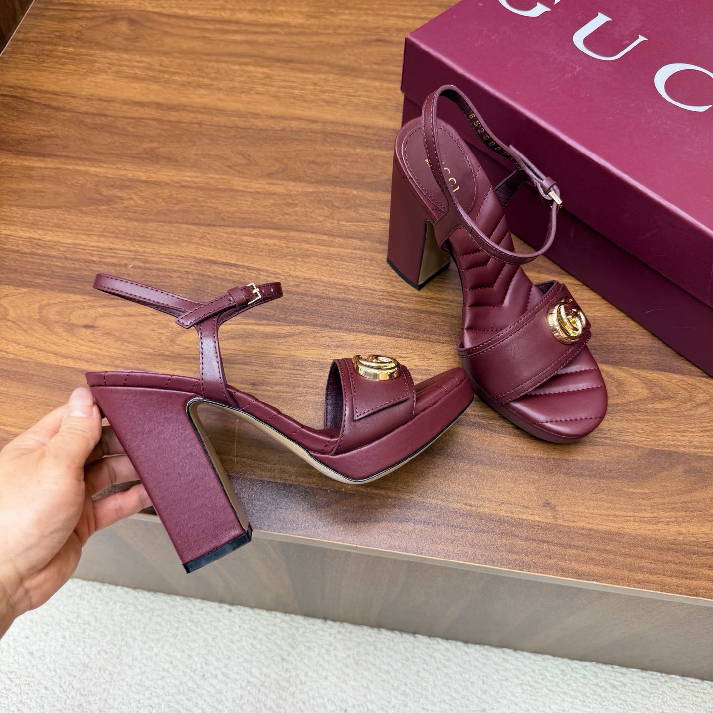 Gucci Sandals