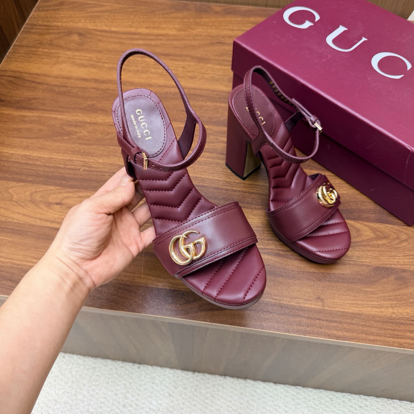 Gucci Sandals