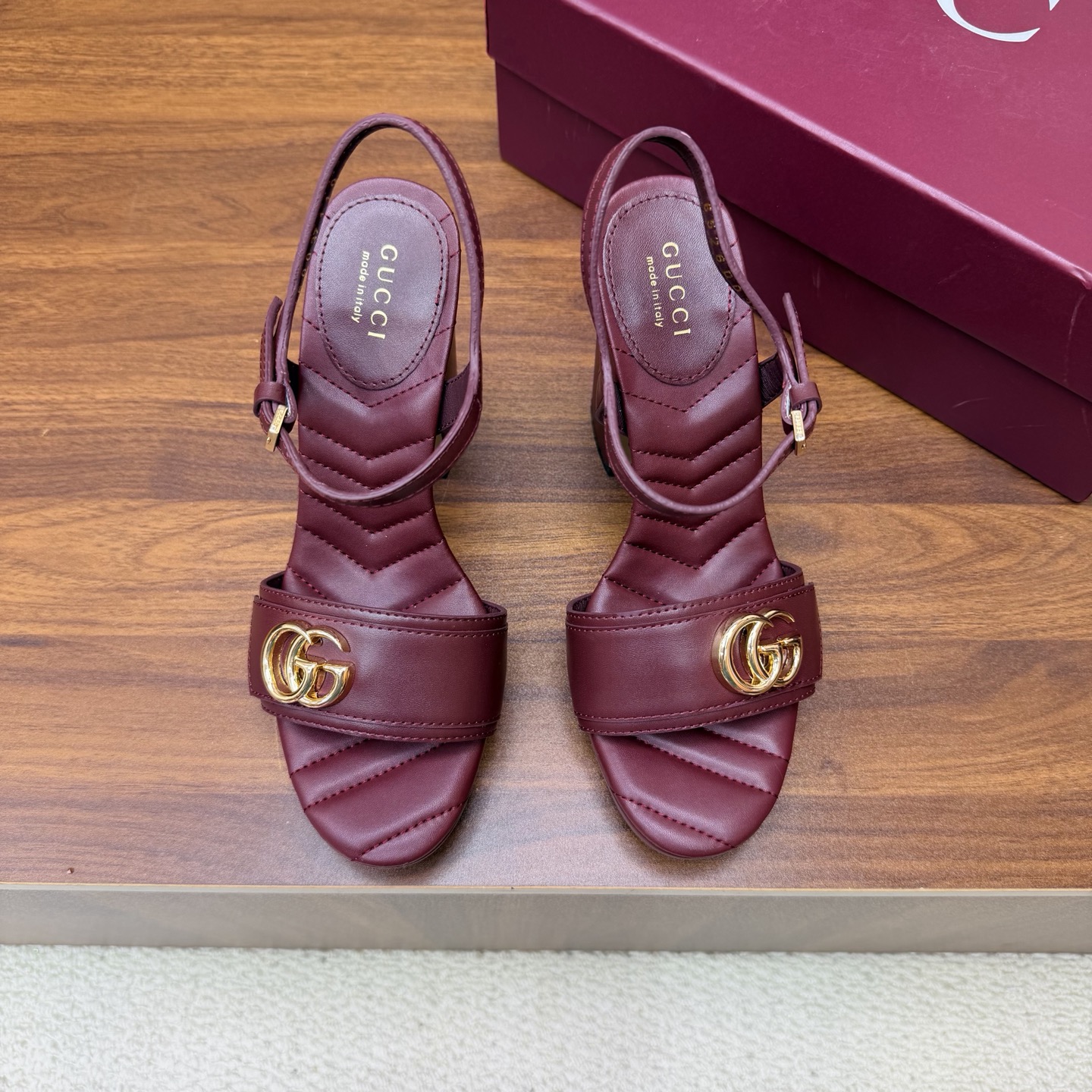 Gucci Sandals