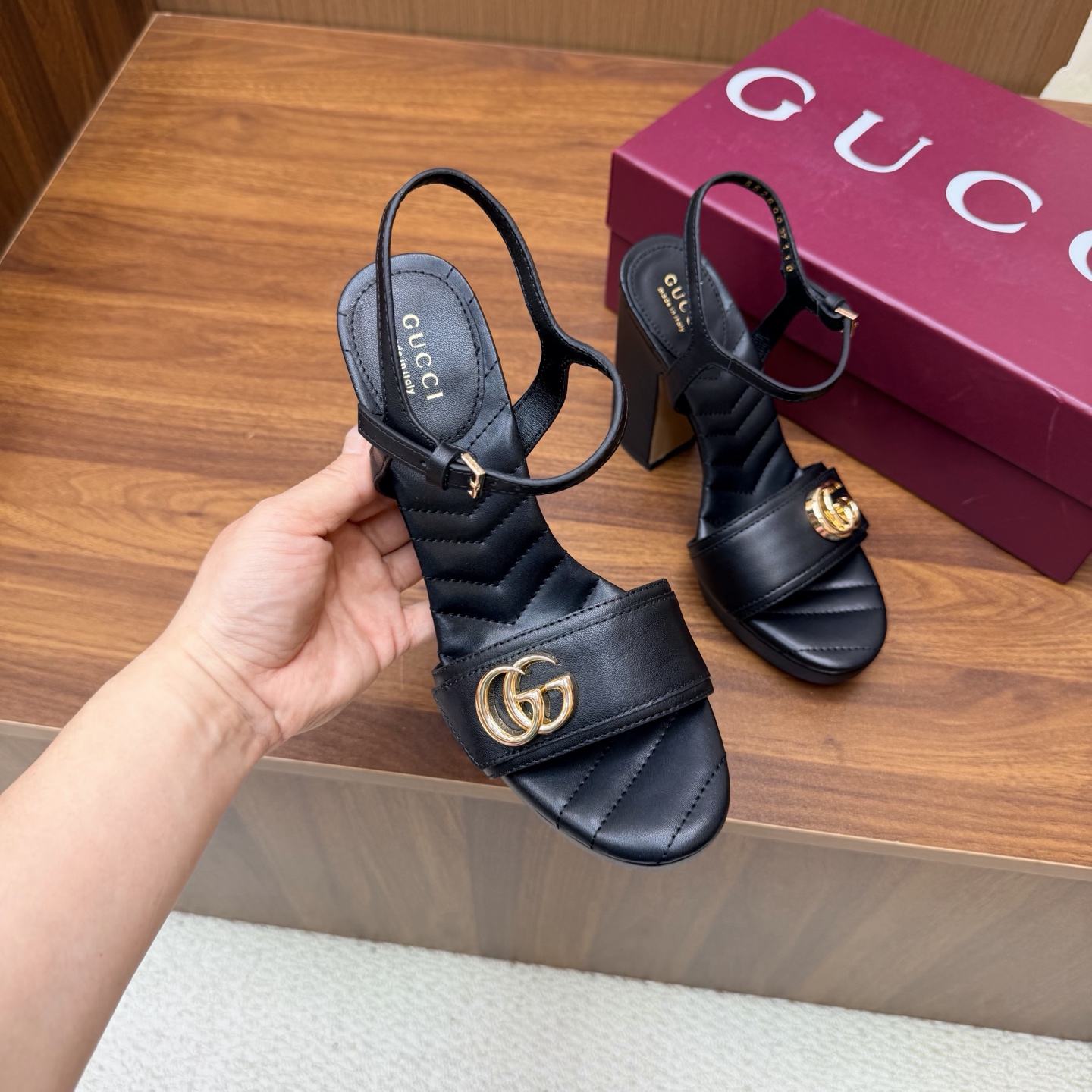 Gucci Sandals