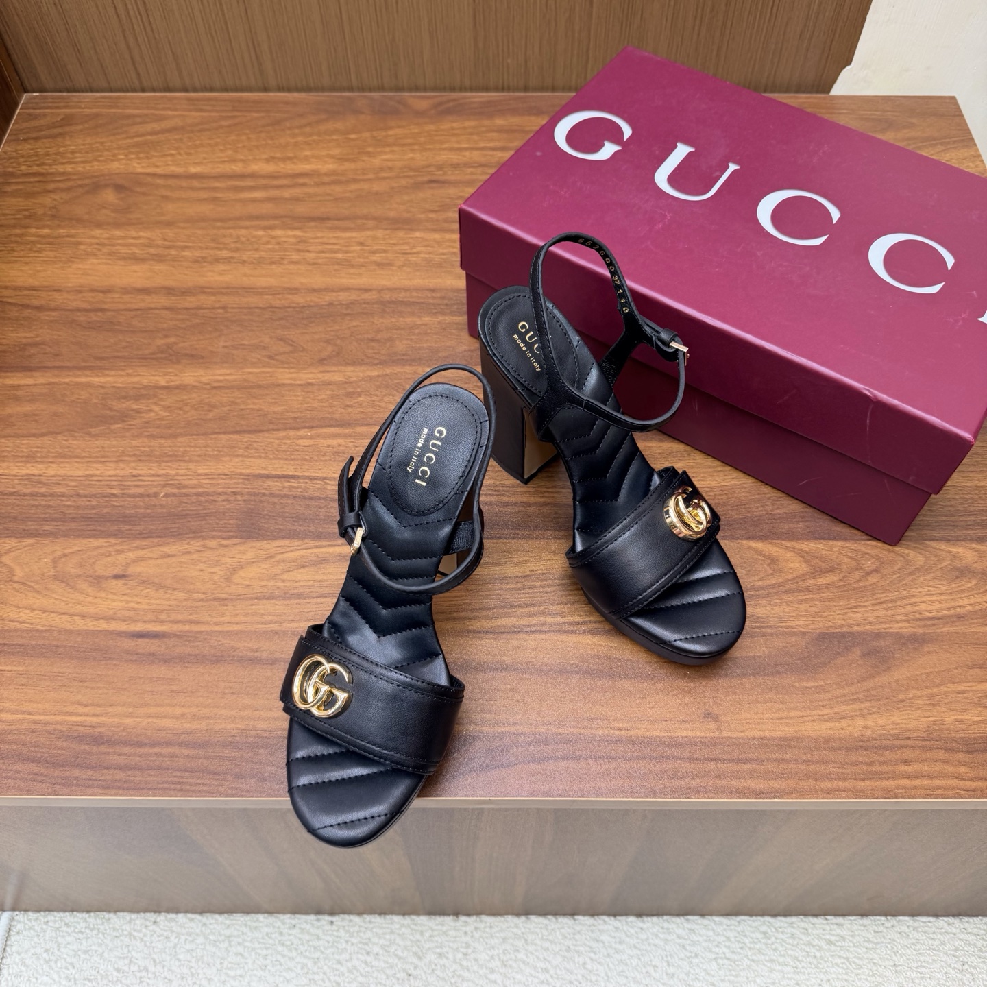 Gucci Sandals