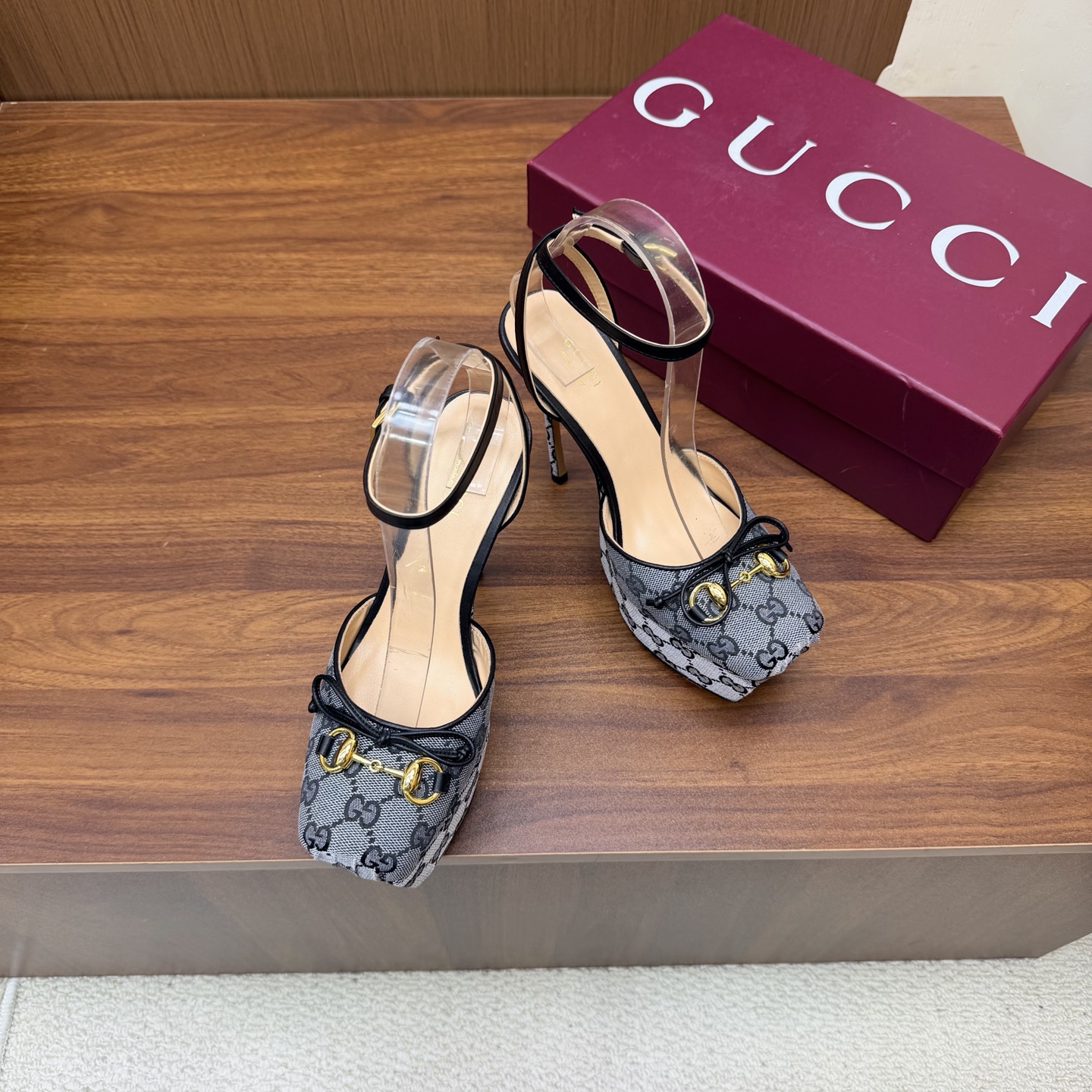 Gucci Heels