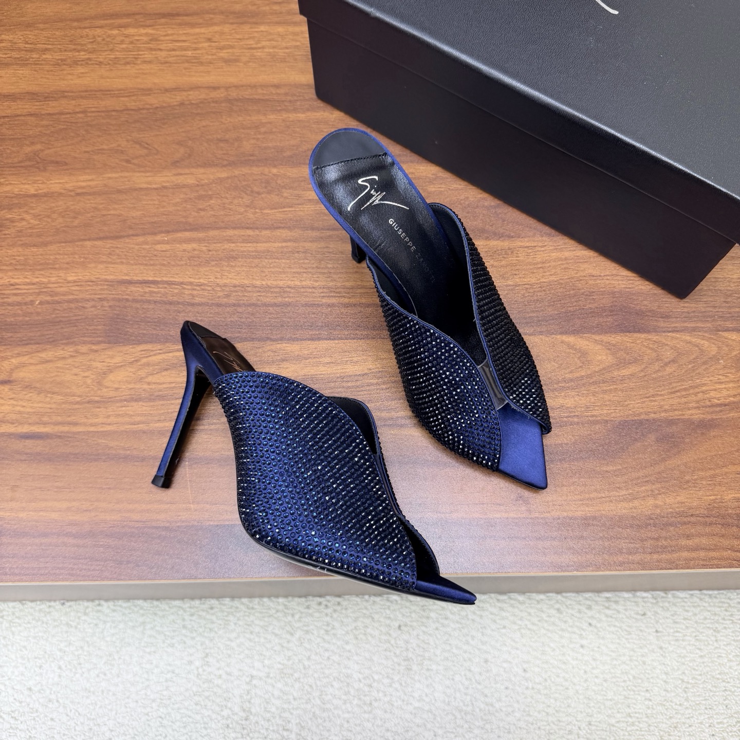 Designer Slides