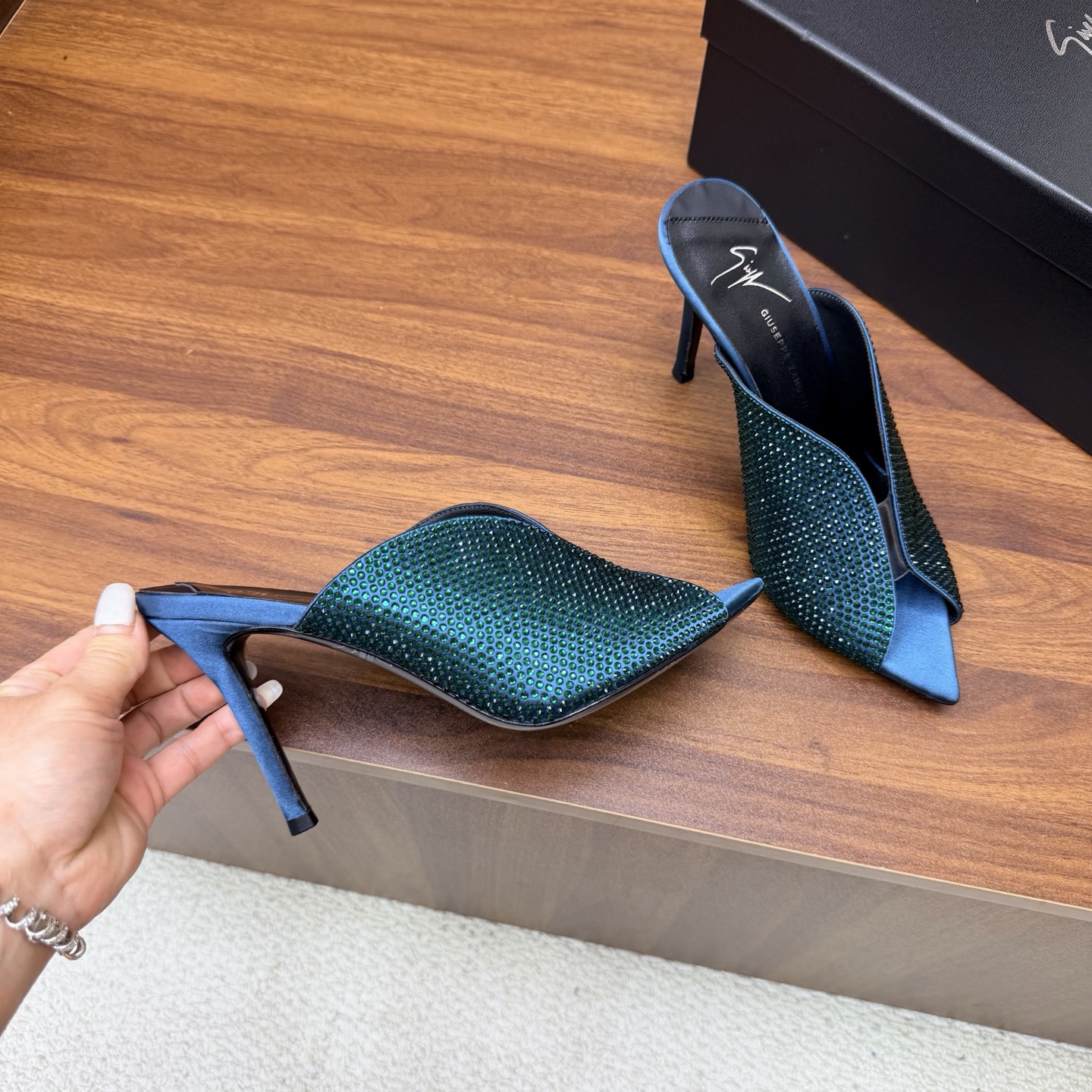 Designer Slides