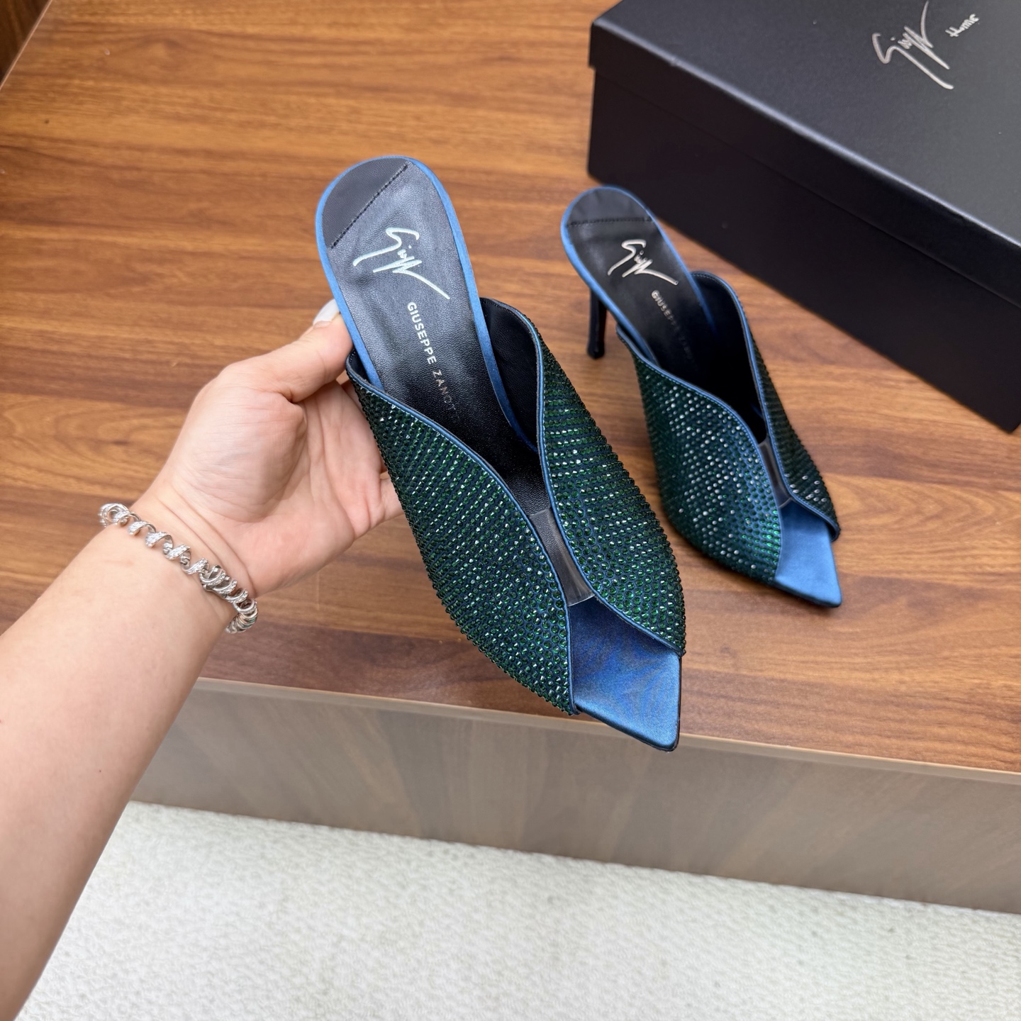 Designer Slides