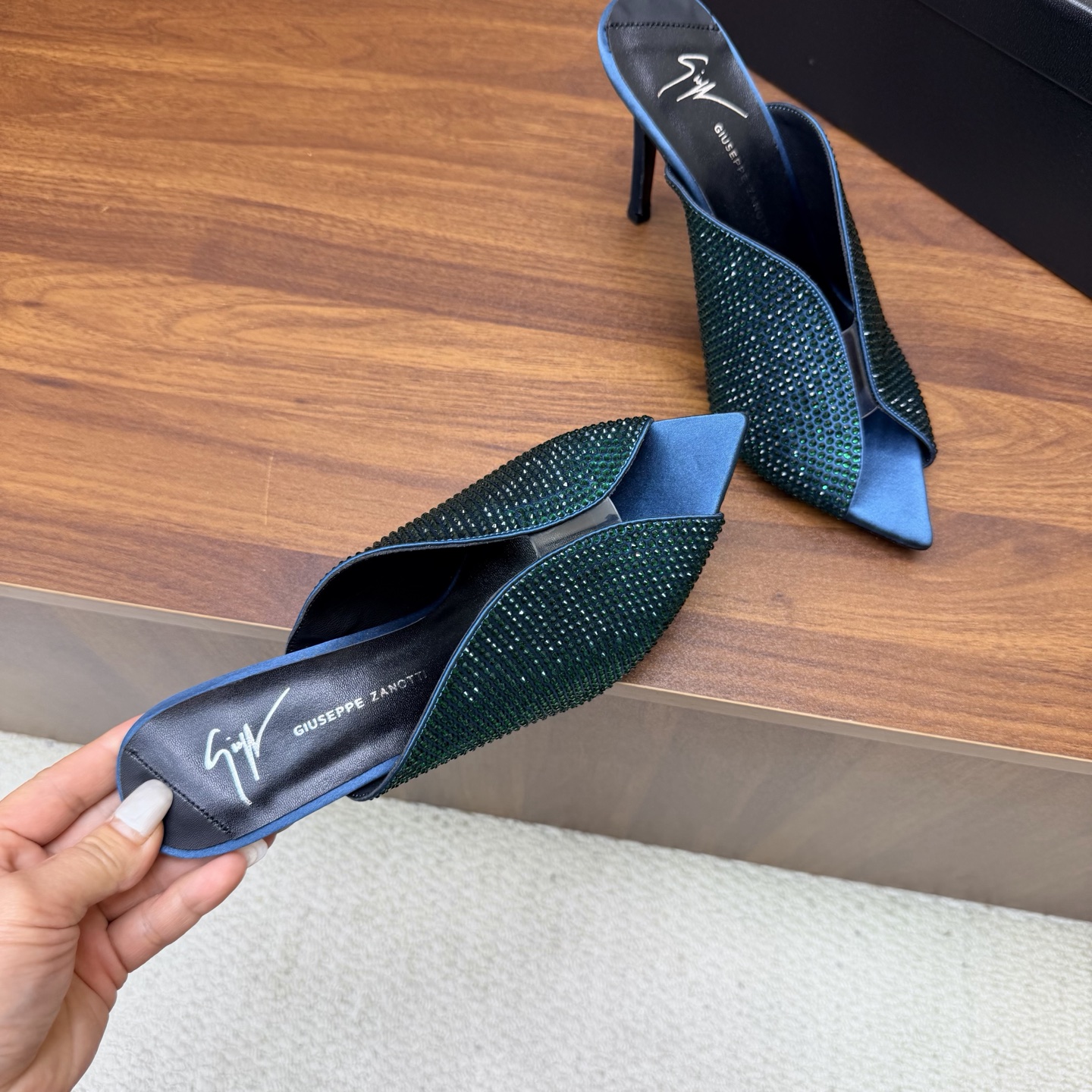 Designer Slides