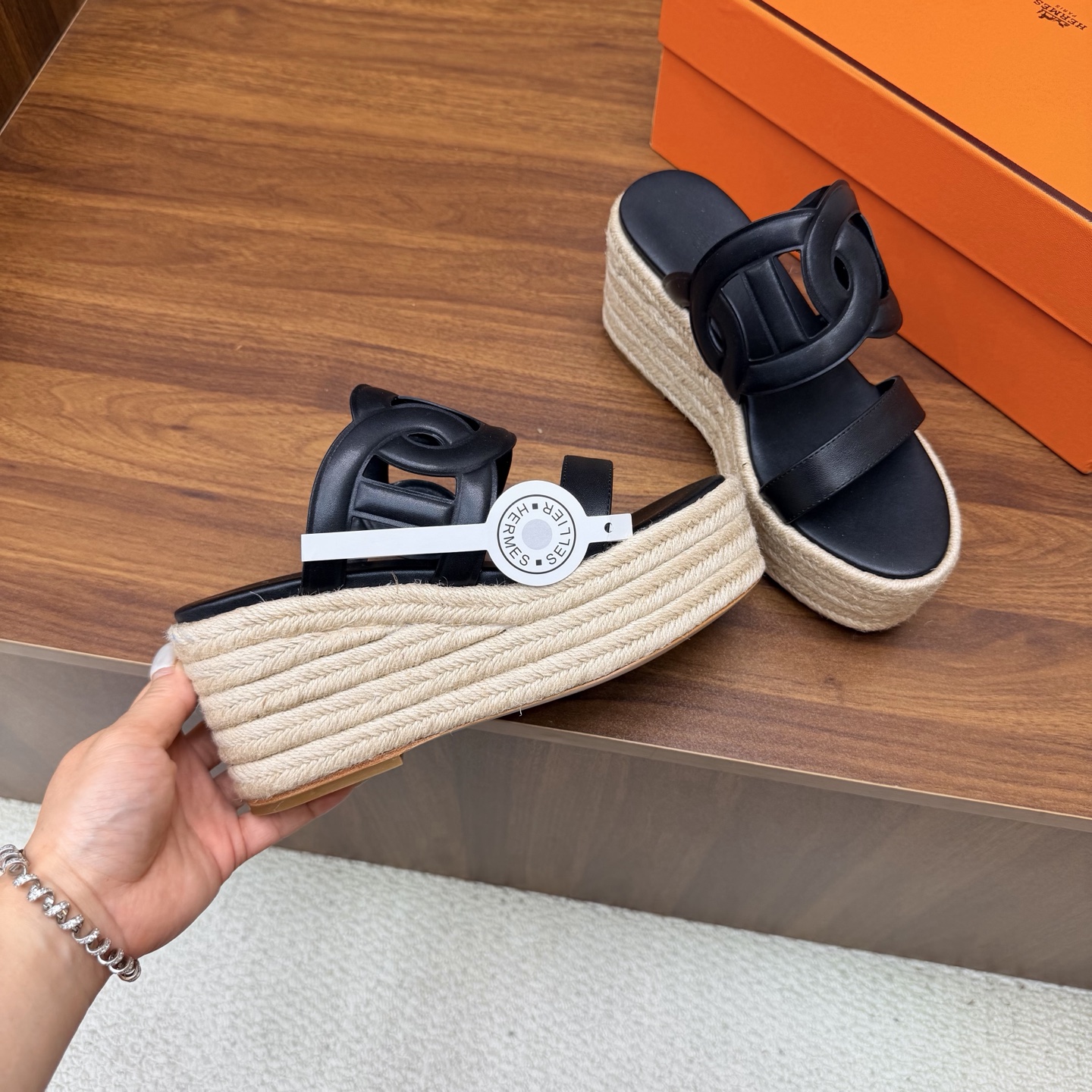 Hermes Slides