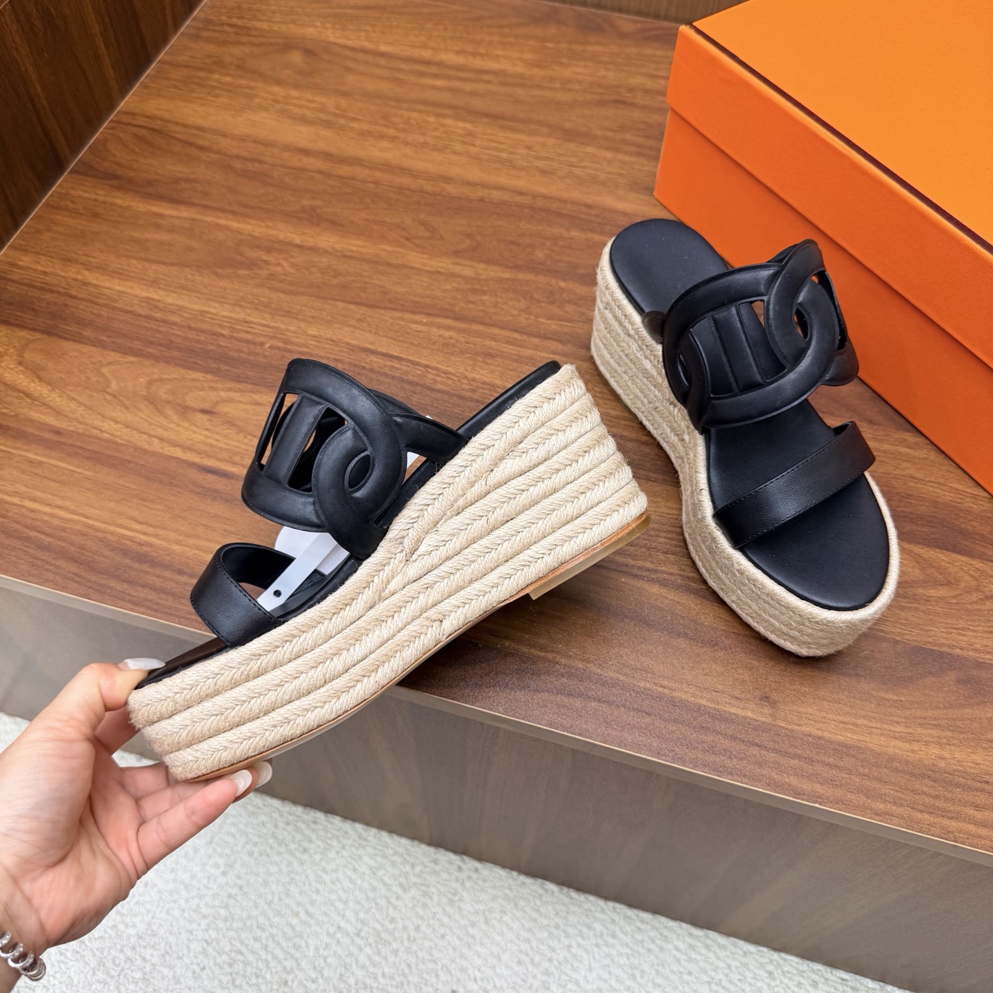 Hermes Slides