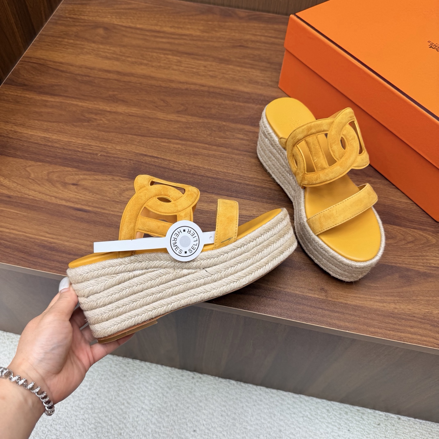 Hermes Slides
