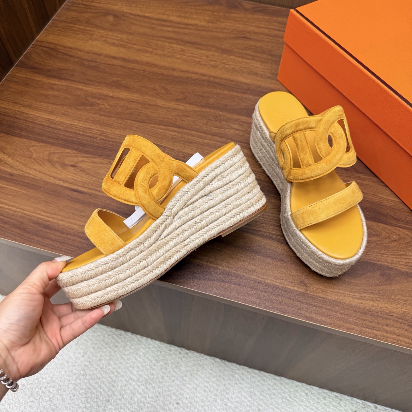 Hermes Slides