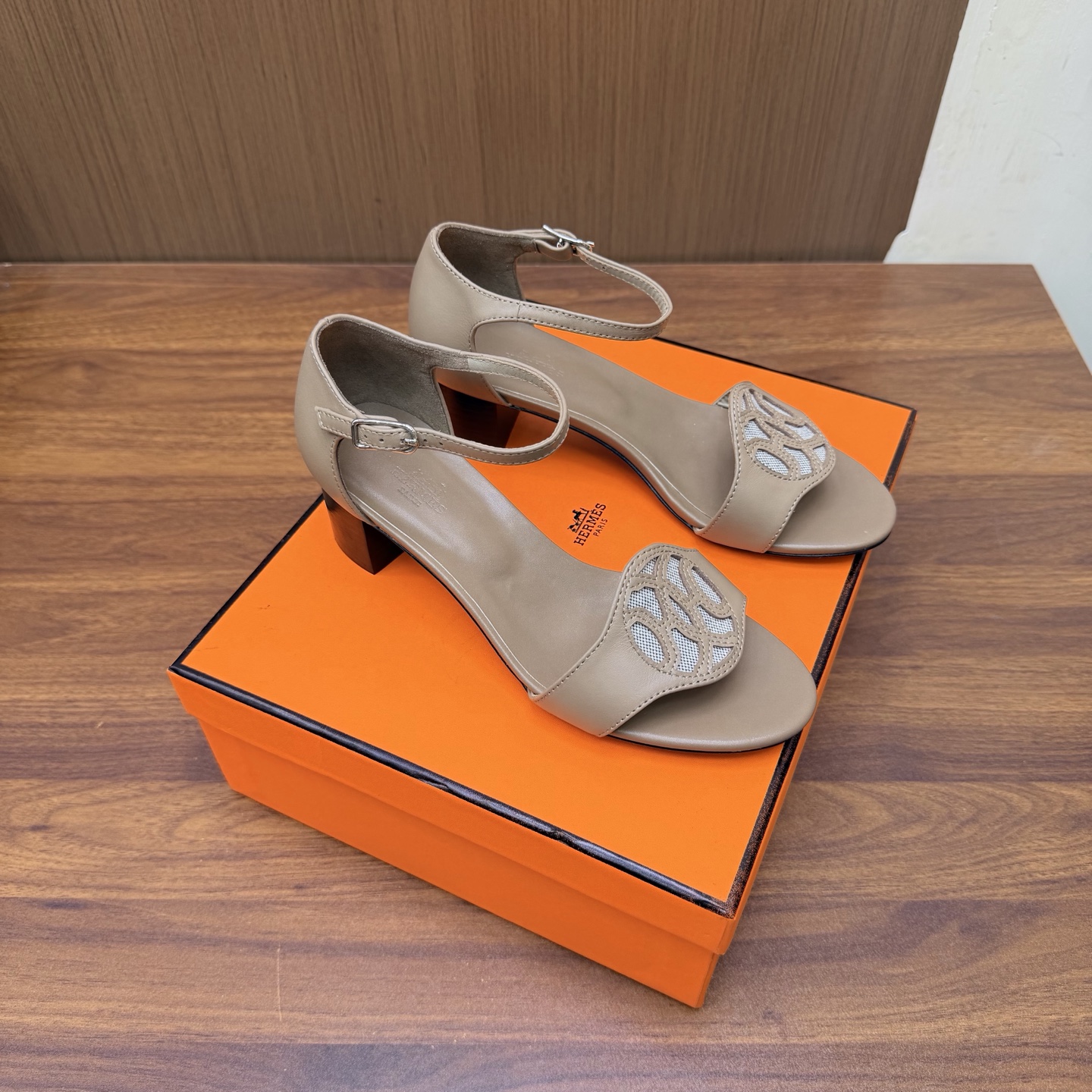 Hermes Sandals