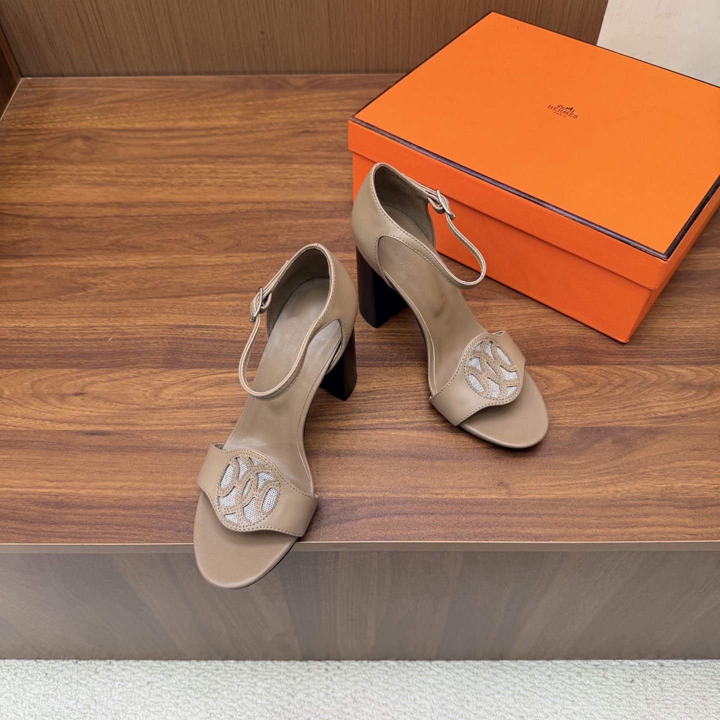 Hermes Sandals