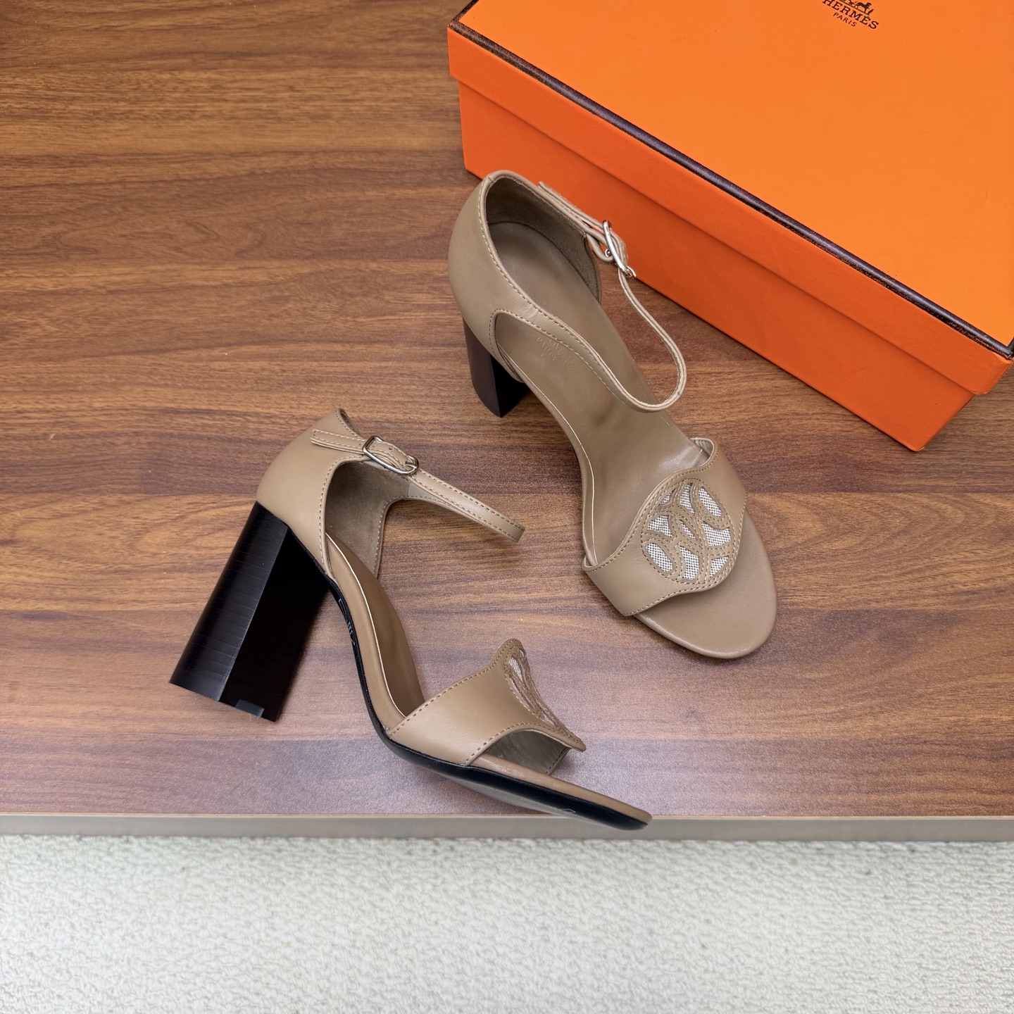 Hermes Sandals