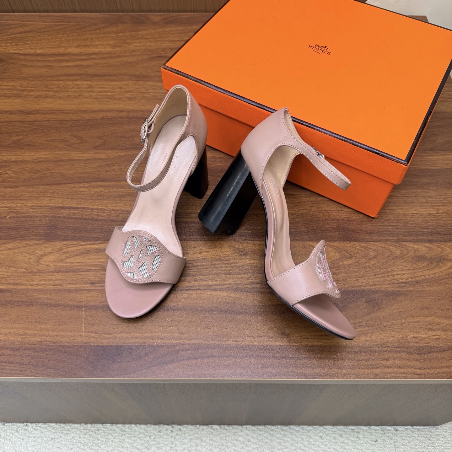 Hermes Sandals