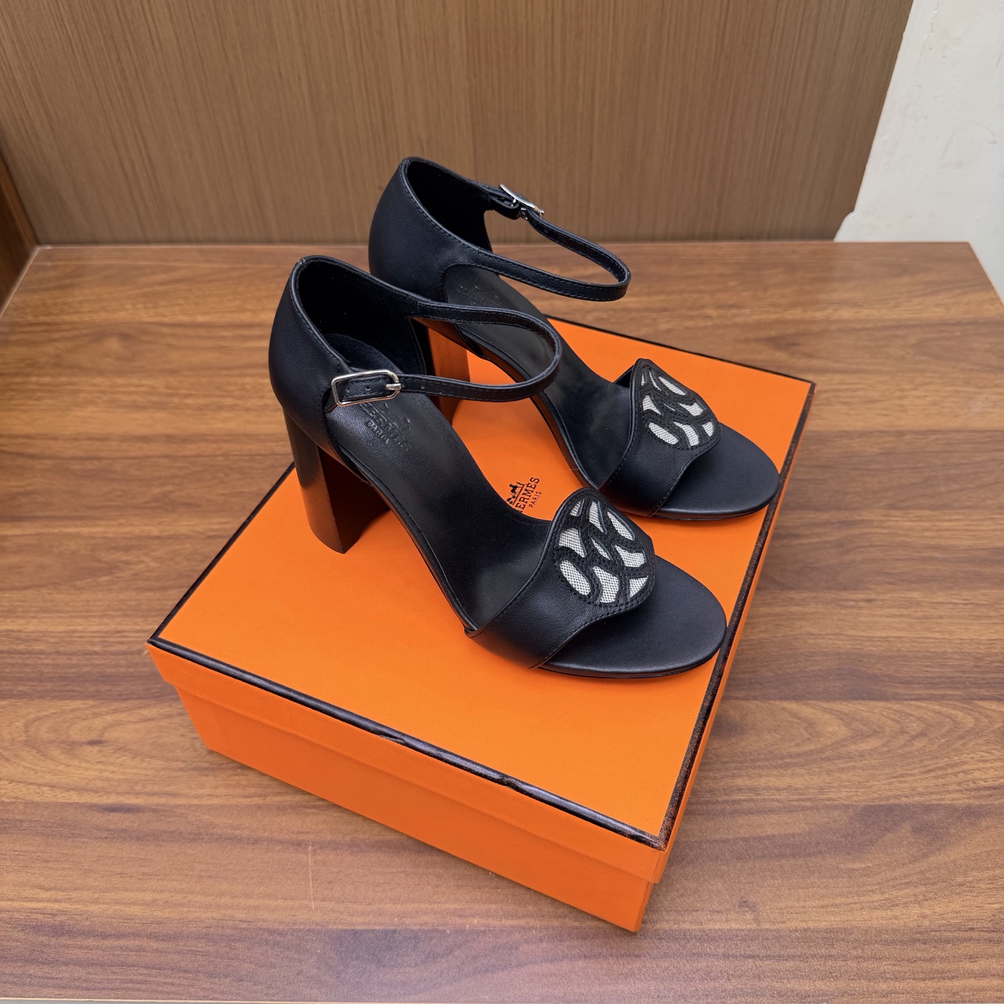 Hermes Sandals