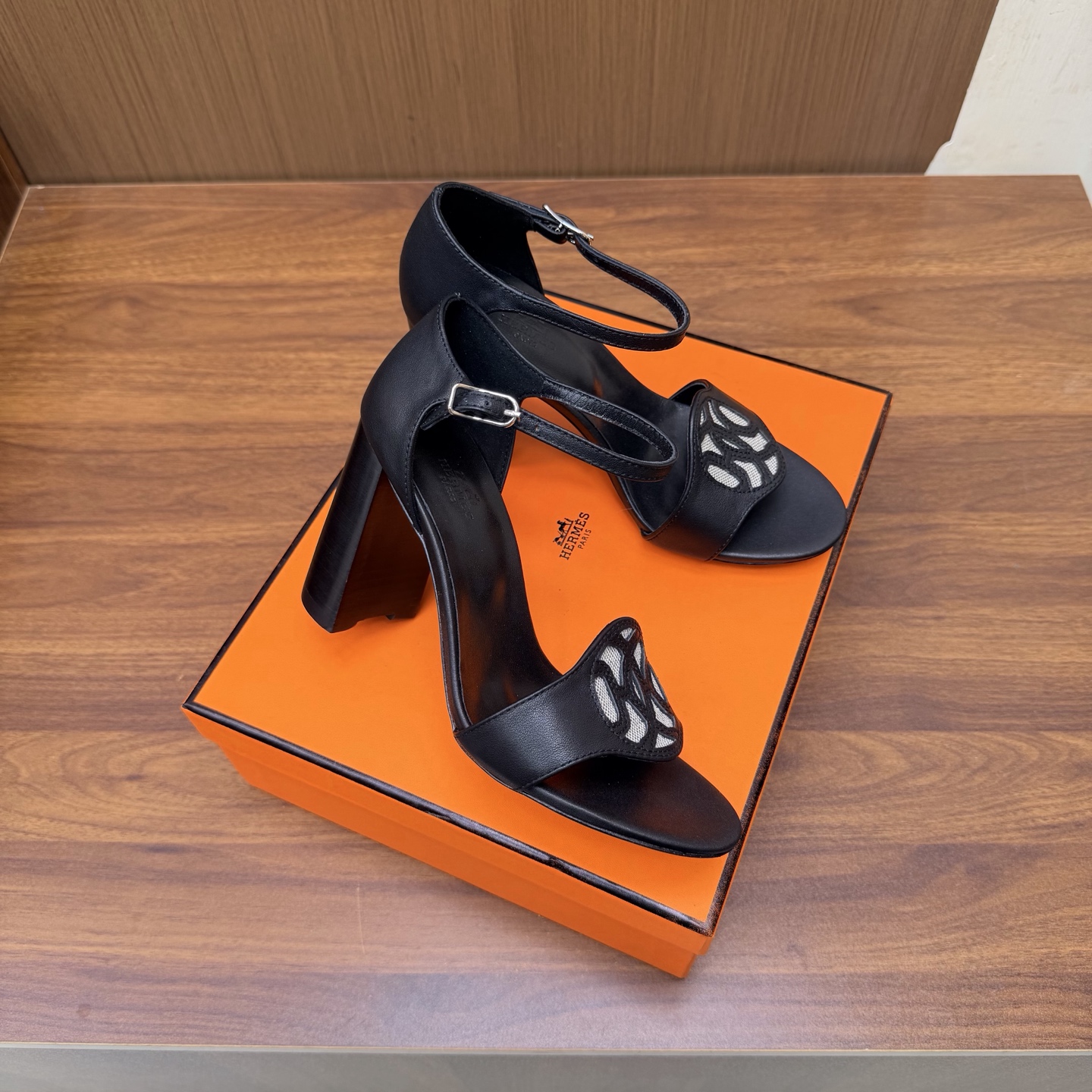 Hermes Sandals