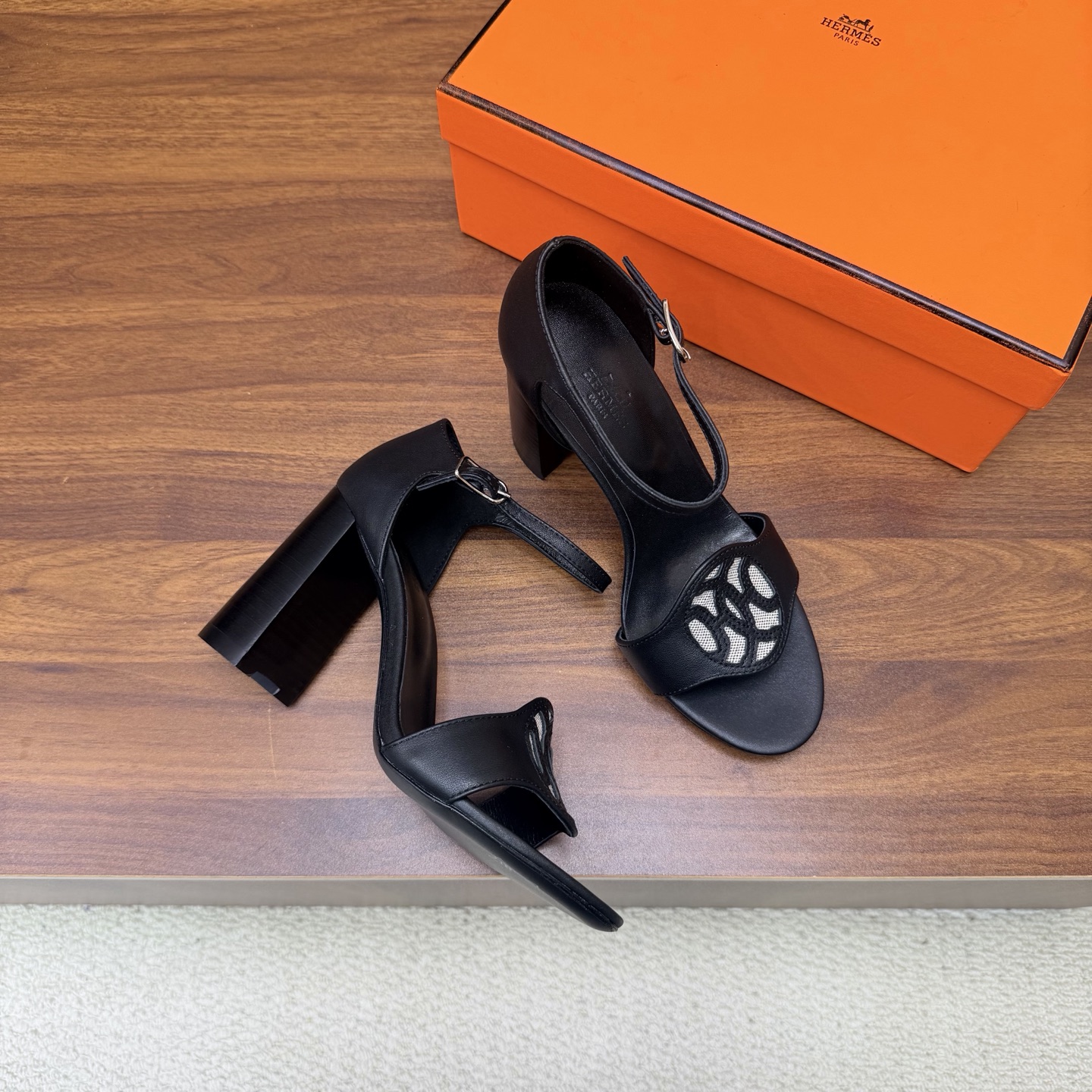Hermes Sandals