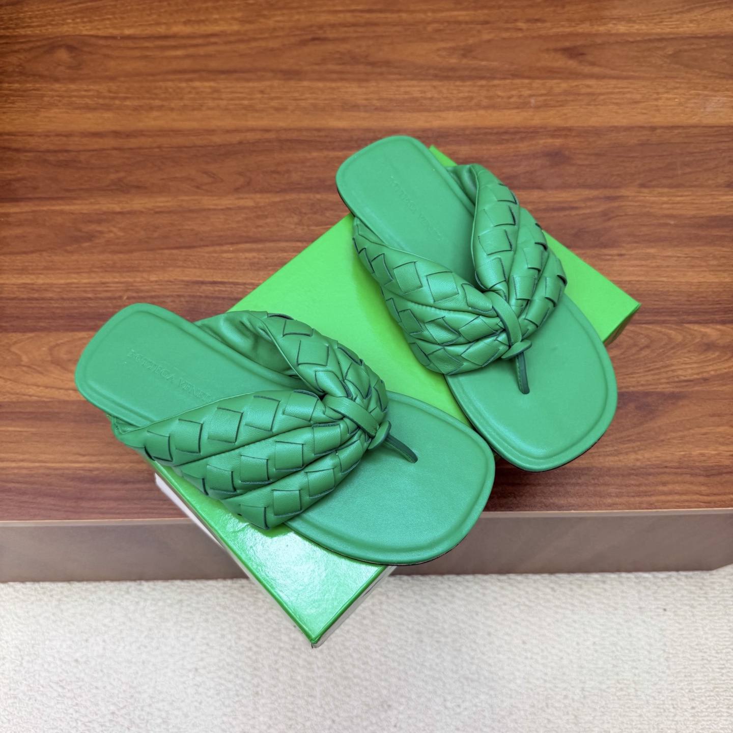 Bottega Veneta Slides