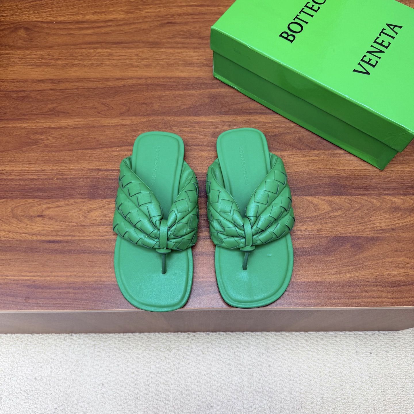Bottega Veneta Slides
